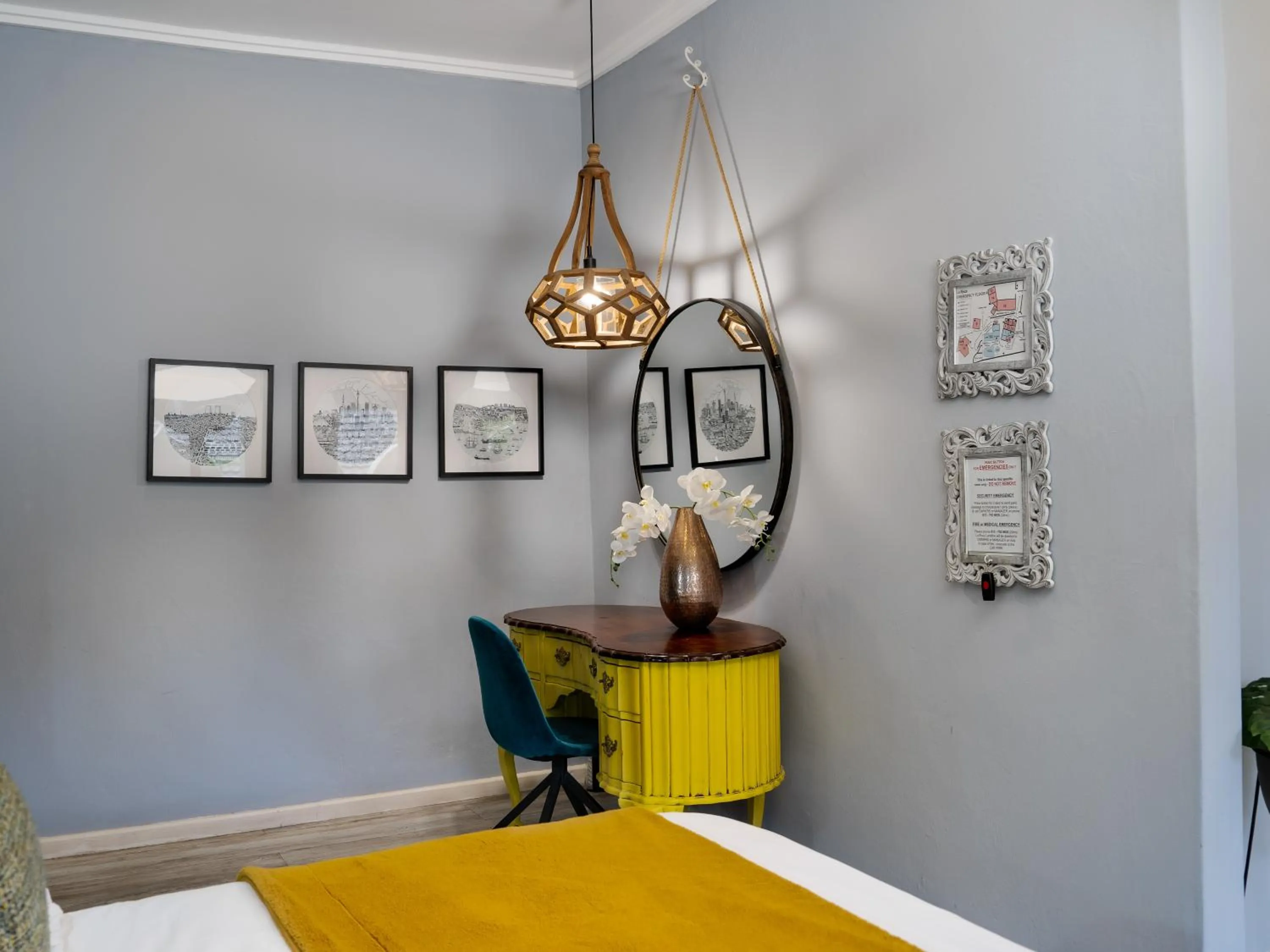 Bedroom, Bed in La Roca Guest House