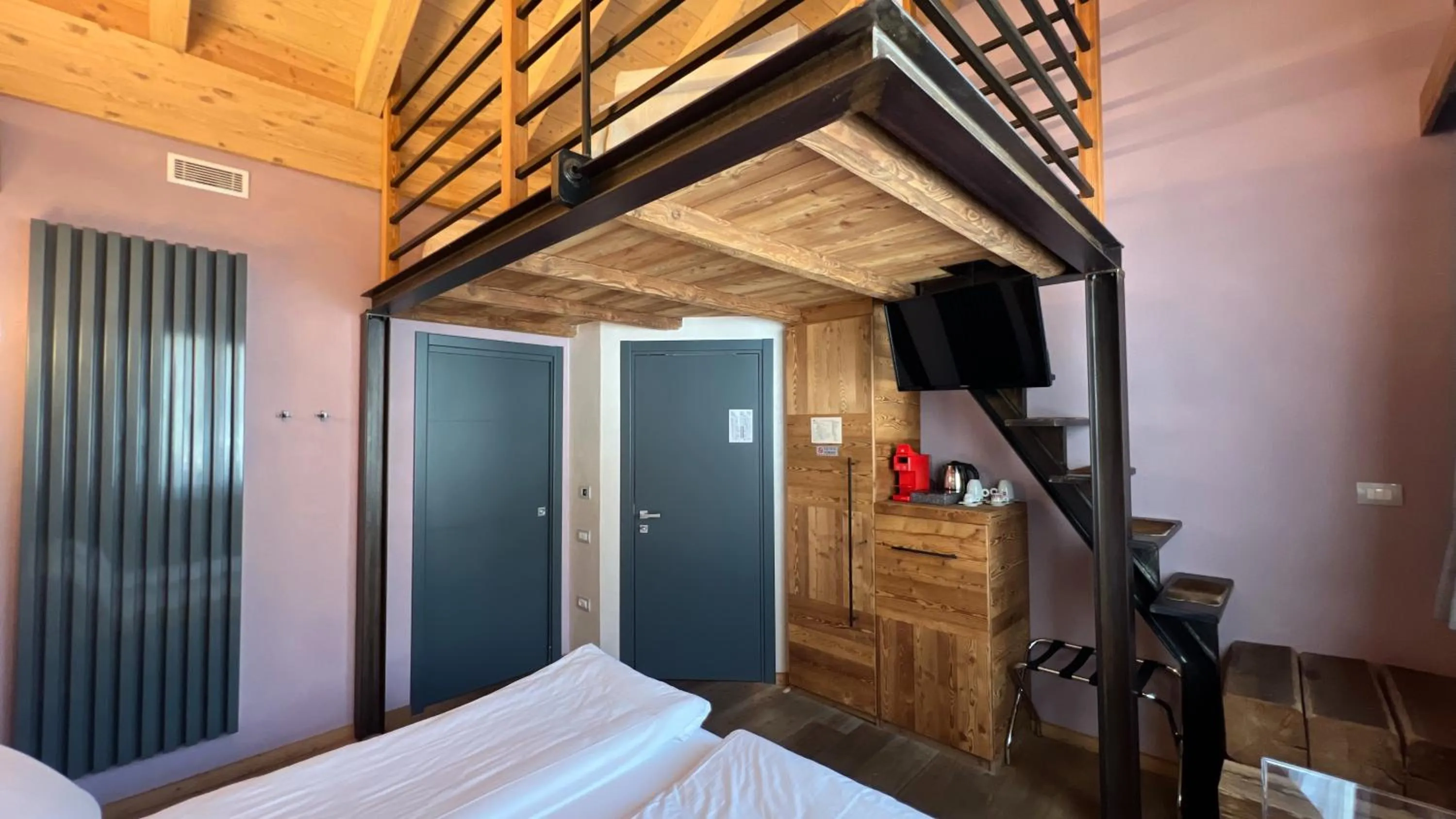 Bed in MH Olen Boutique Hotel