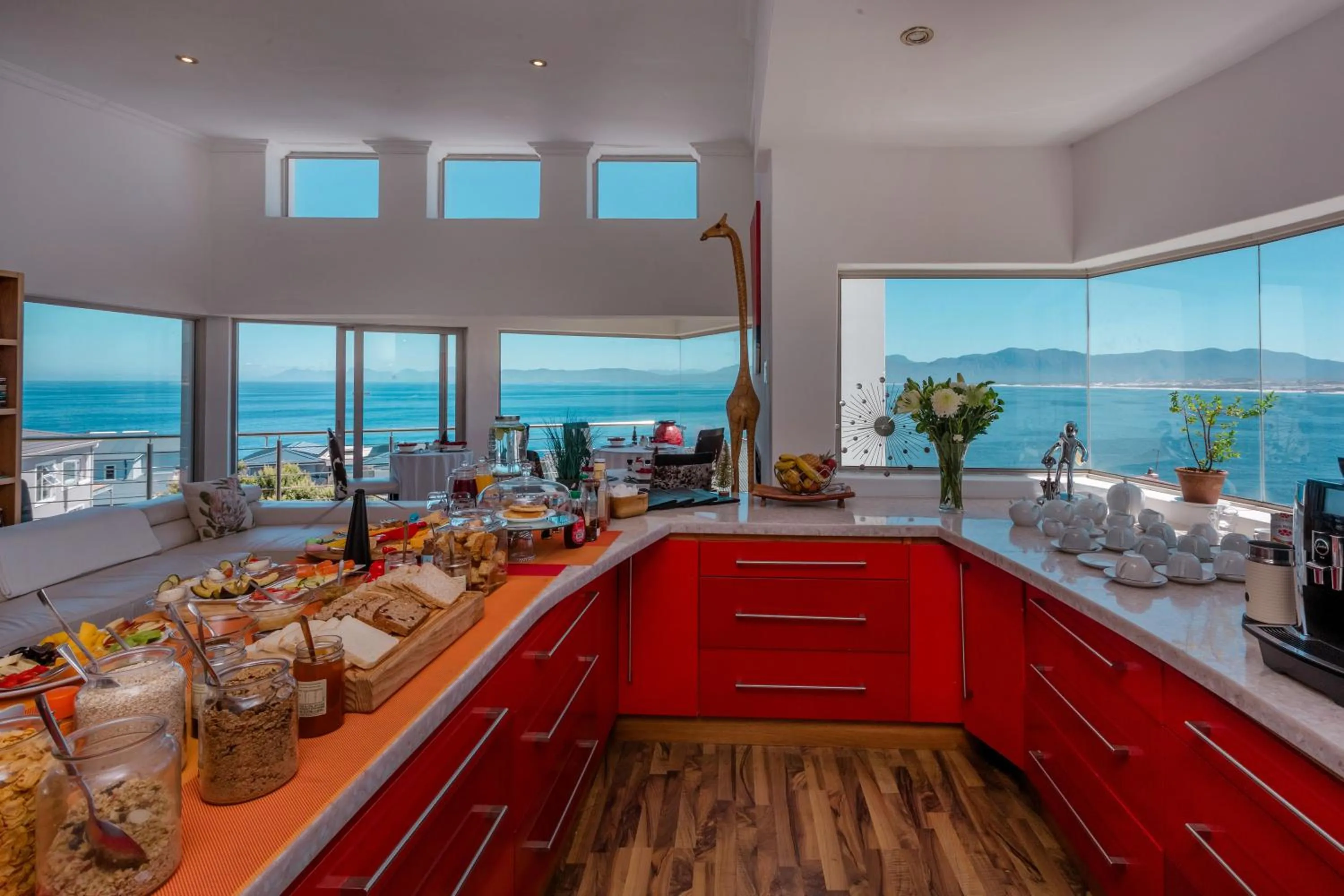 Kitchen or kitchenette in Sea Star Lodge