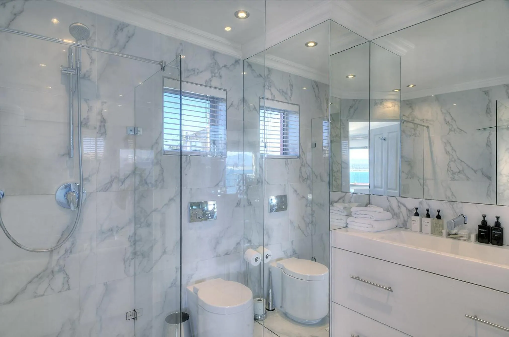 Property building in Sea Star Lodge