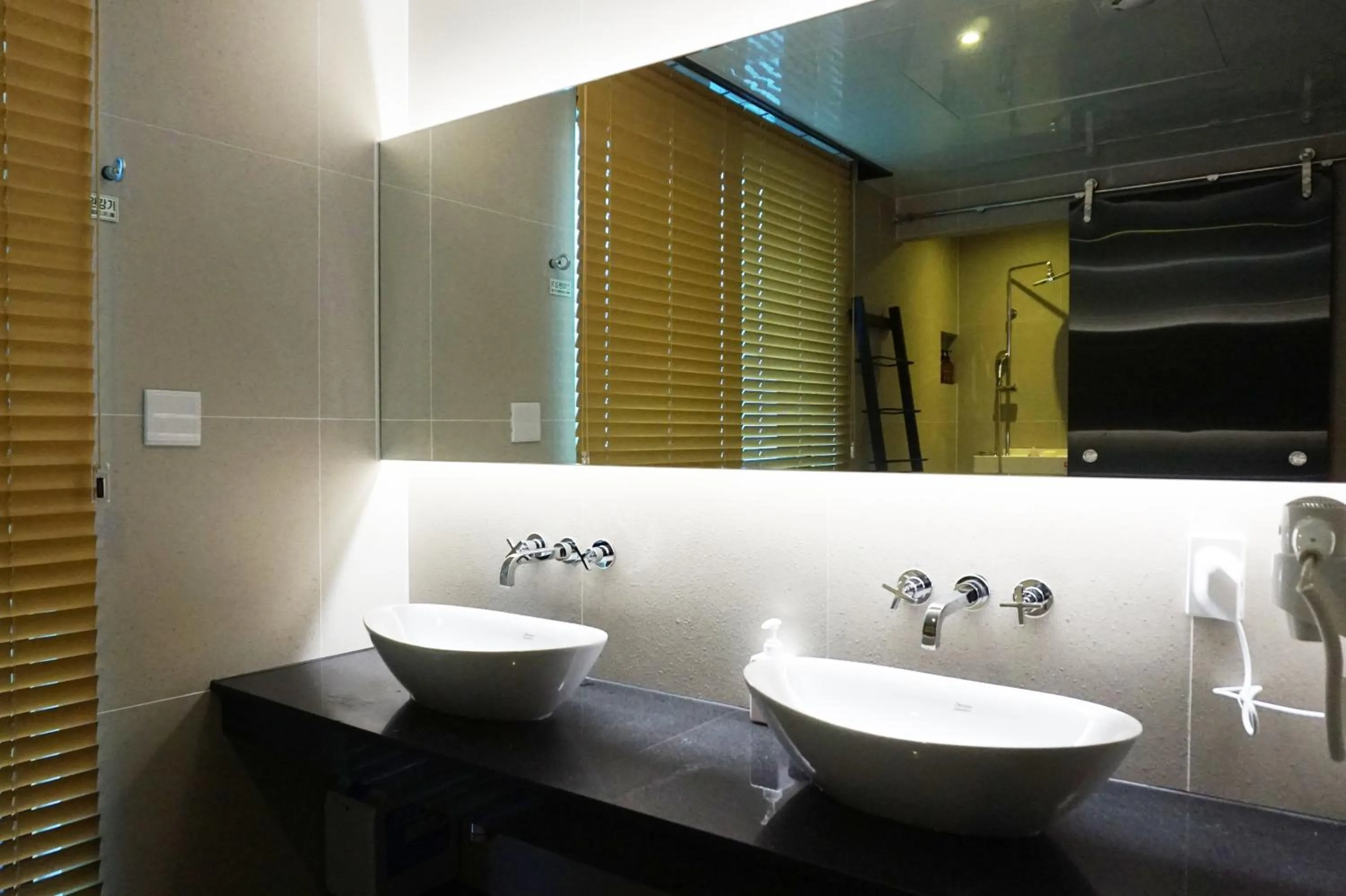 Louis Boutique Hotel