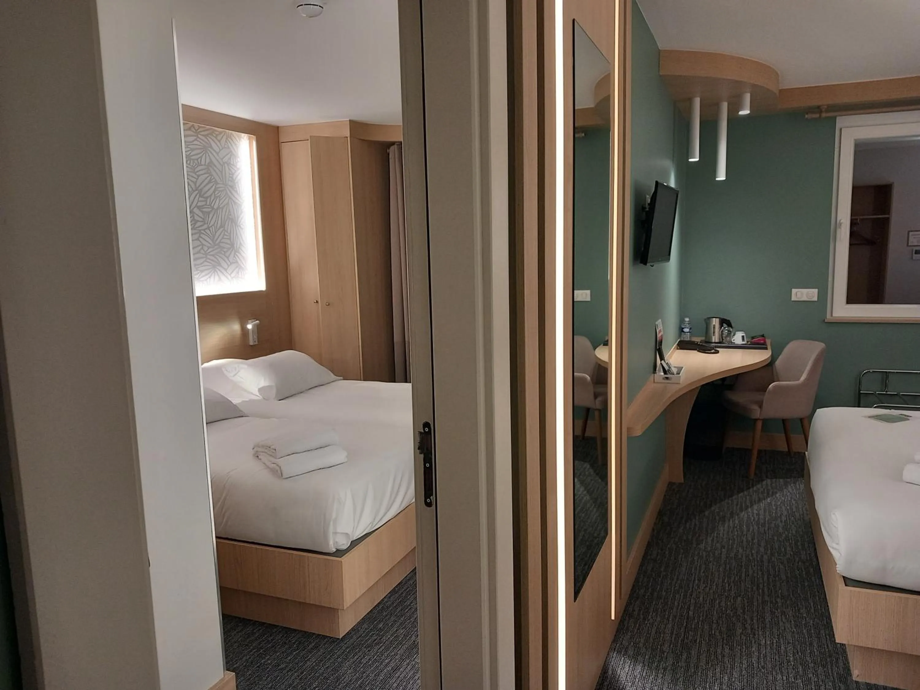 Family, Bed in Hôtel Aster Restaurant Aux Arcades