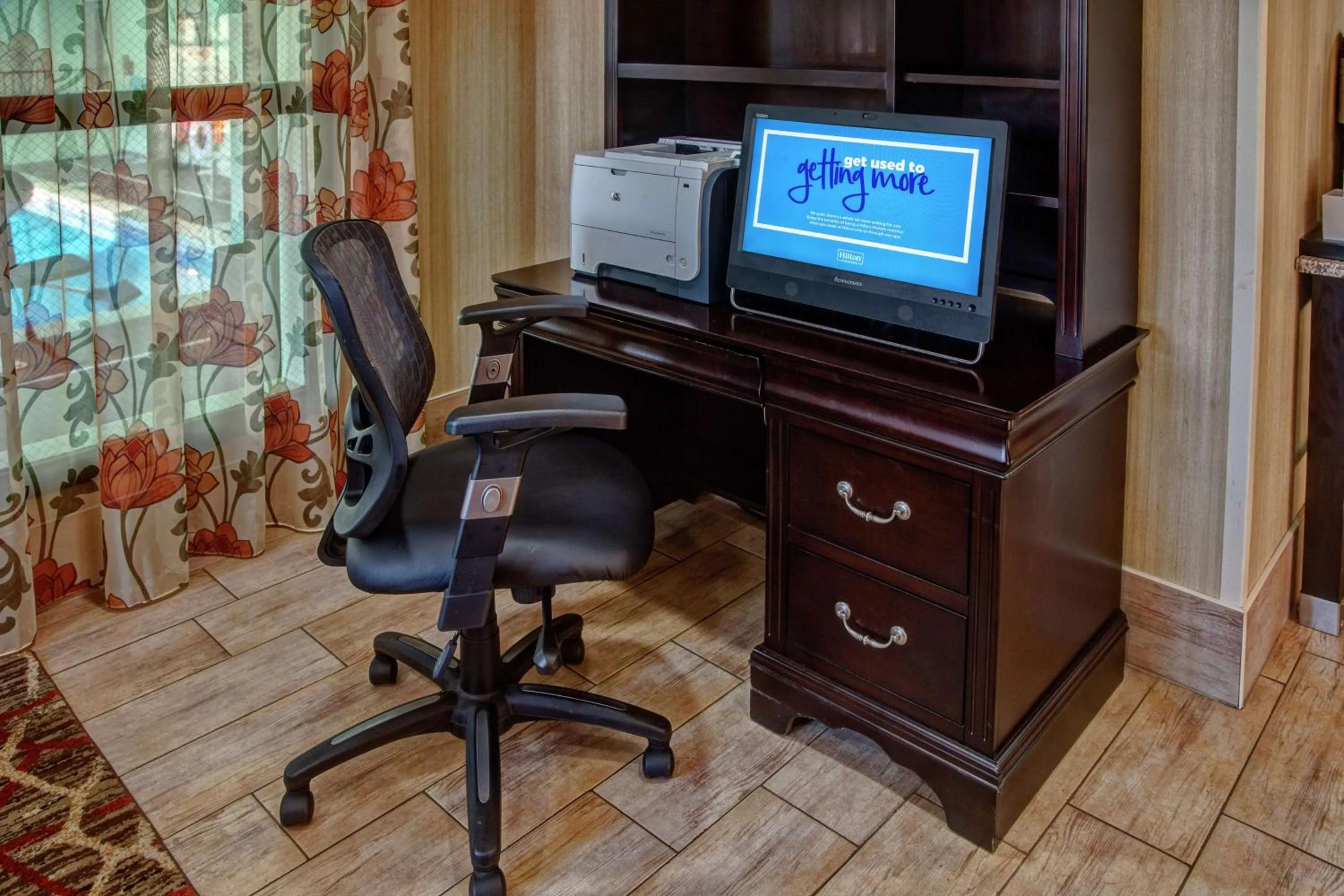 Business facilities in Hampton Inn Ashland