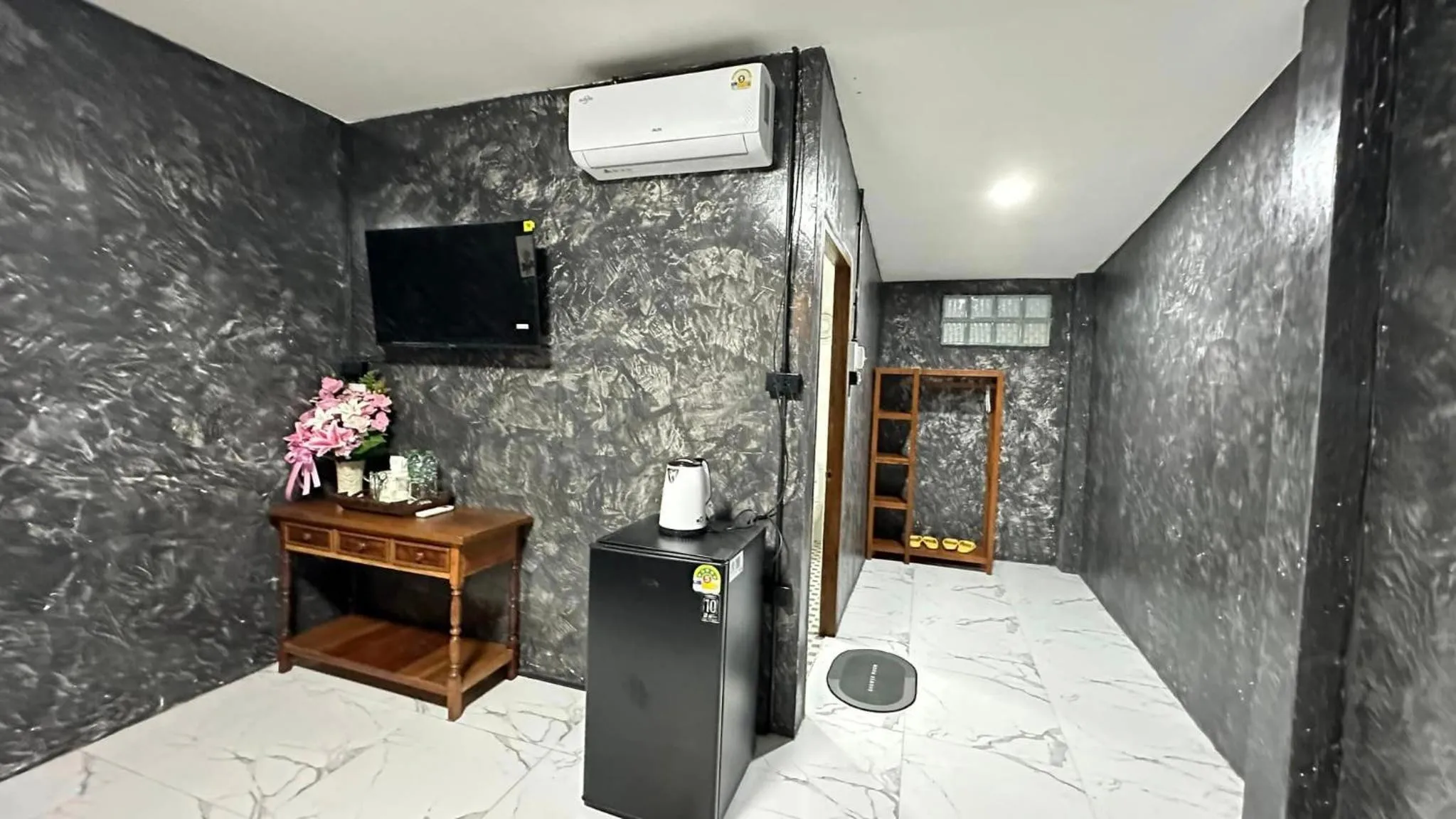 บ้านภทรพรรณ ขุนยวม แม่ฮ่องสอน PATARAPHAN HOUSE, Khunyuam, Maehongson, Thailand