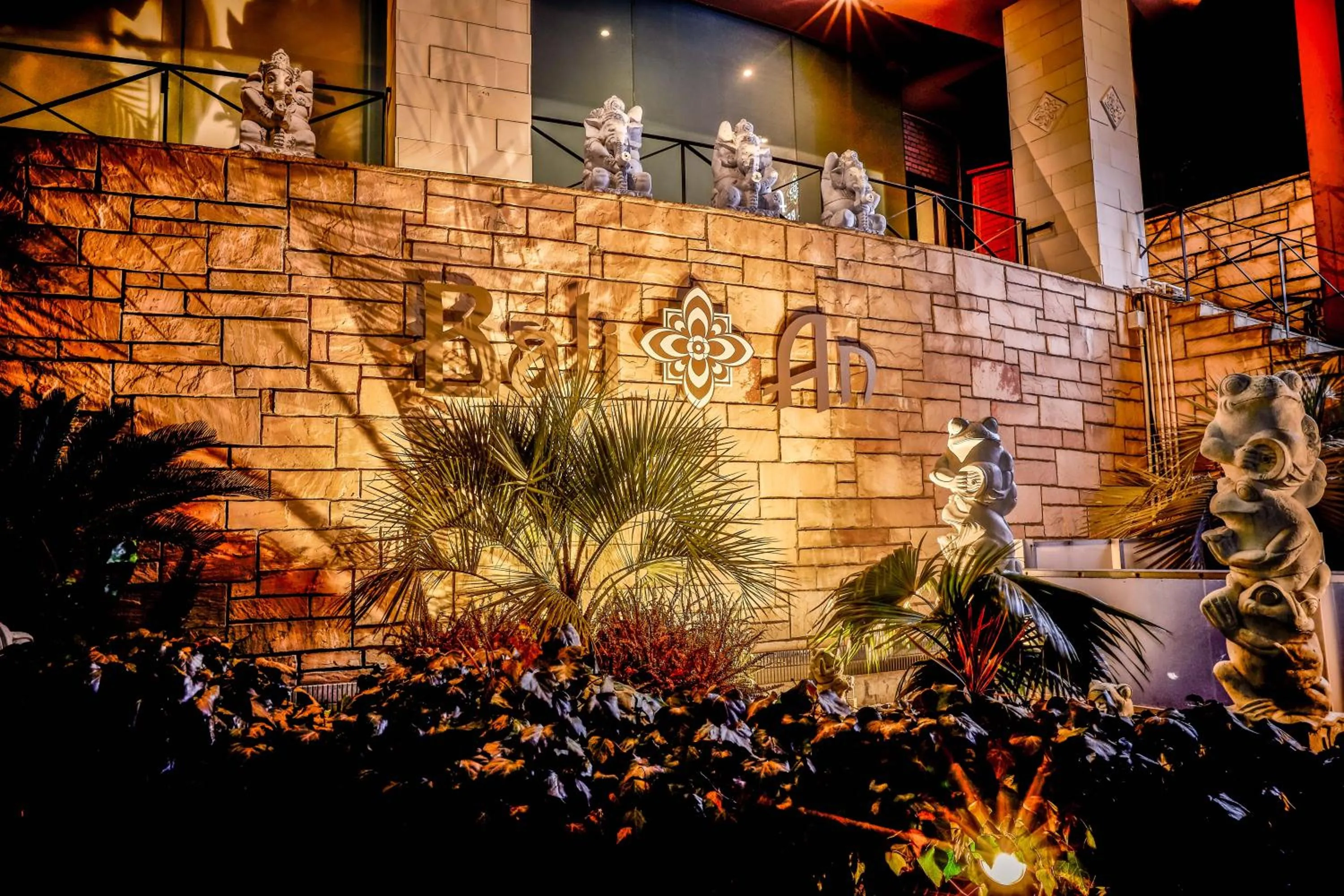 Property building in Hotel BaliAn Resort Kawasaki