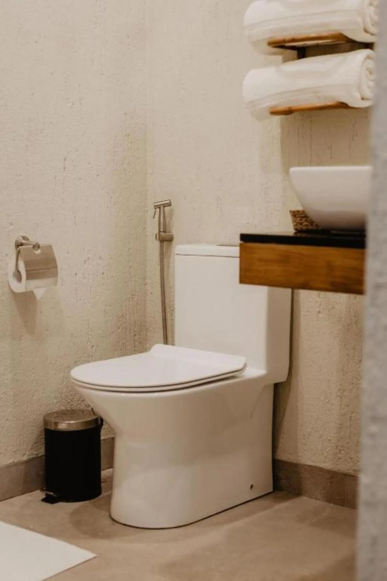 Toilet in Frangipani El Nido