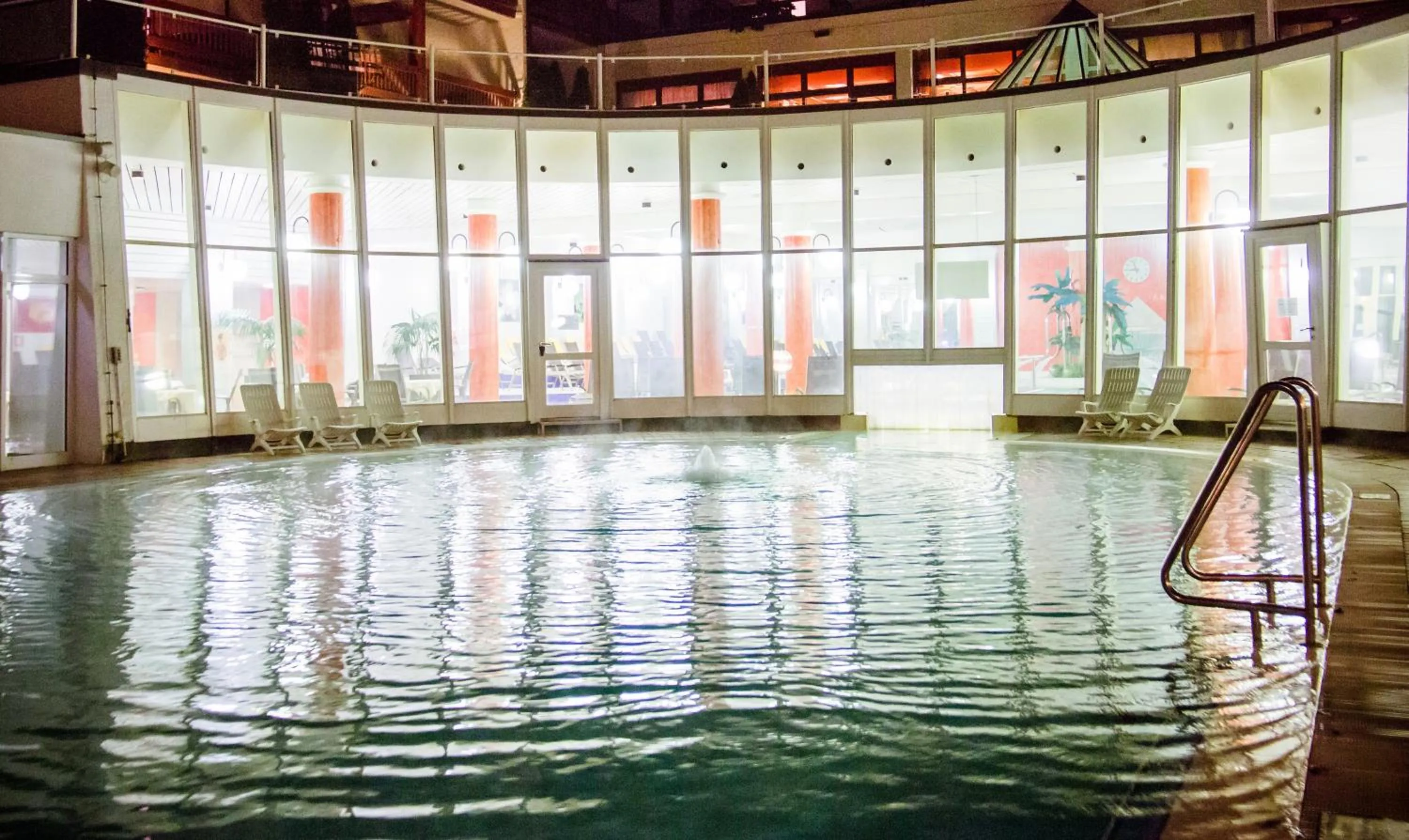 Swimming pool in Hotel Konradshof