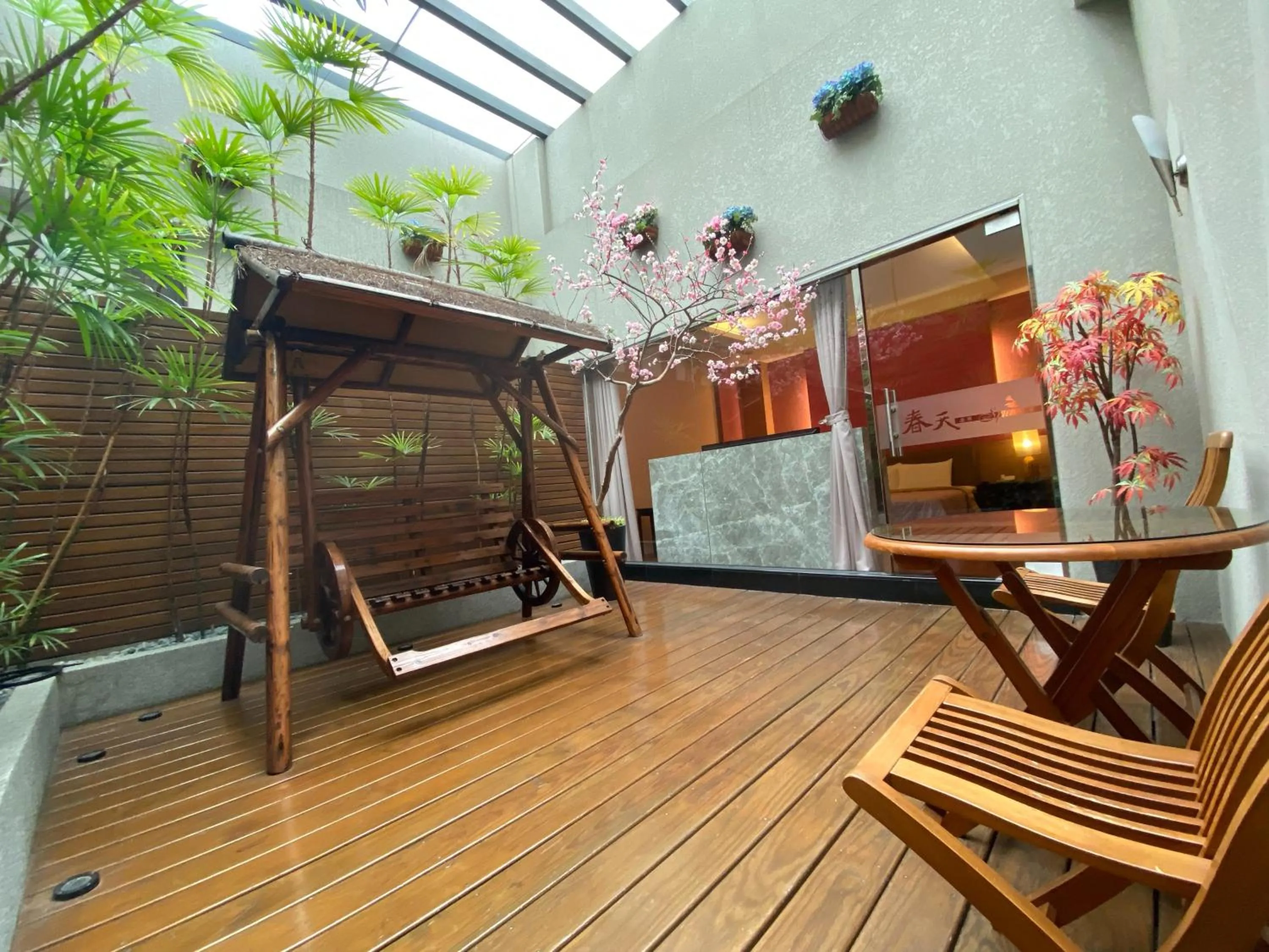 Balcony/Terrace in Spring SPA Motel 大里春天泡湯旅館