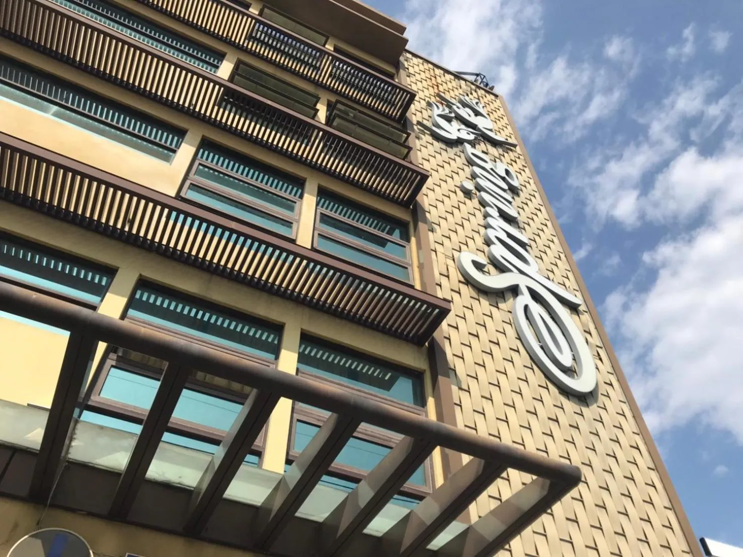 Property building in Spring SPA Motel 大里春天泡湯旅館