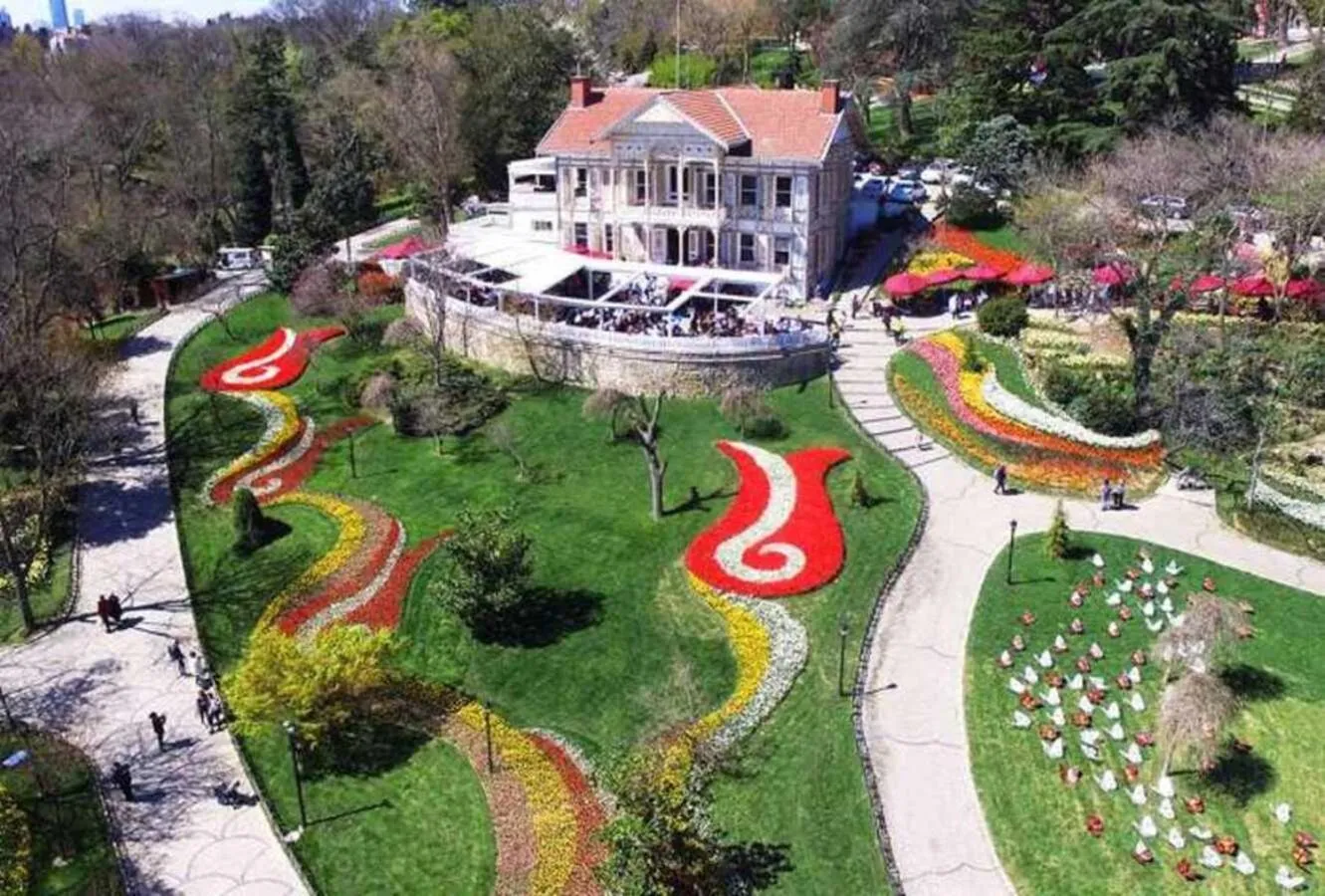 Spring in Sparkle Hotel