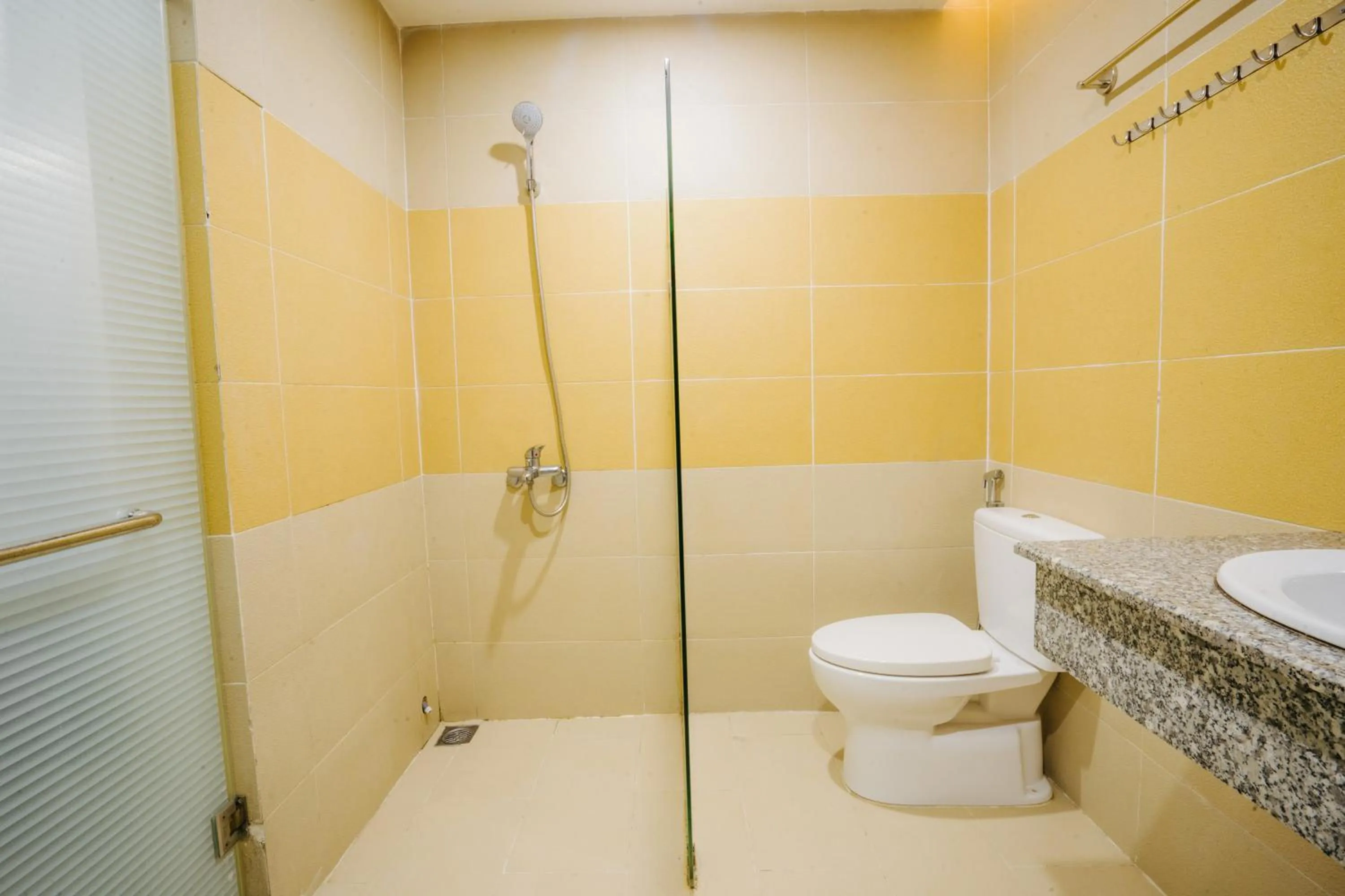 Bathroom in Hoi An Lotus Aroma Villa