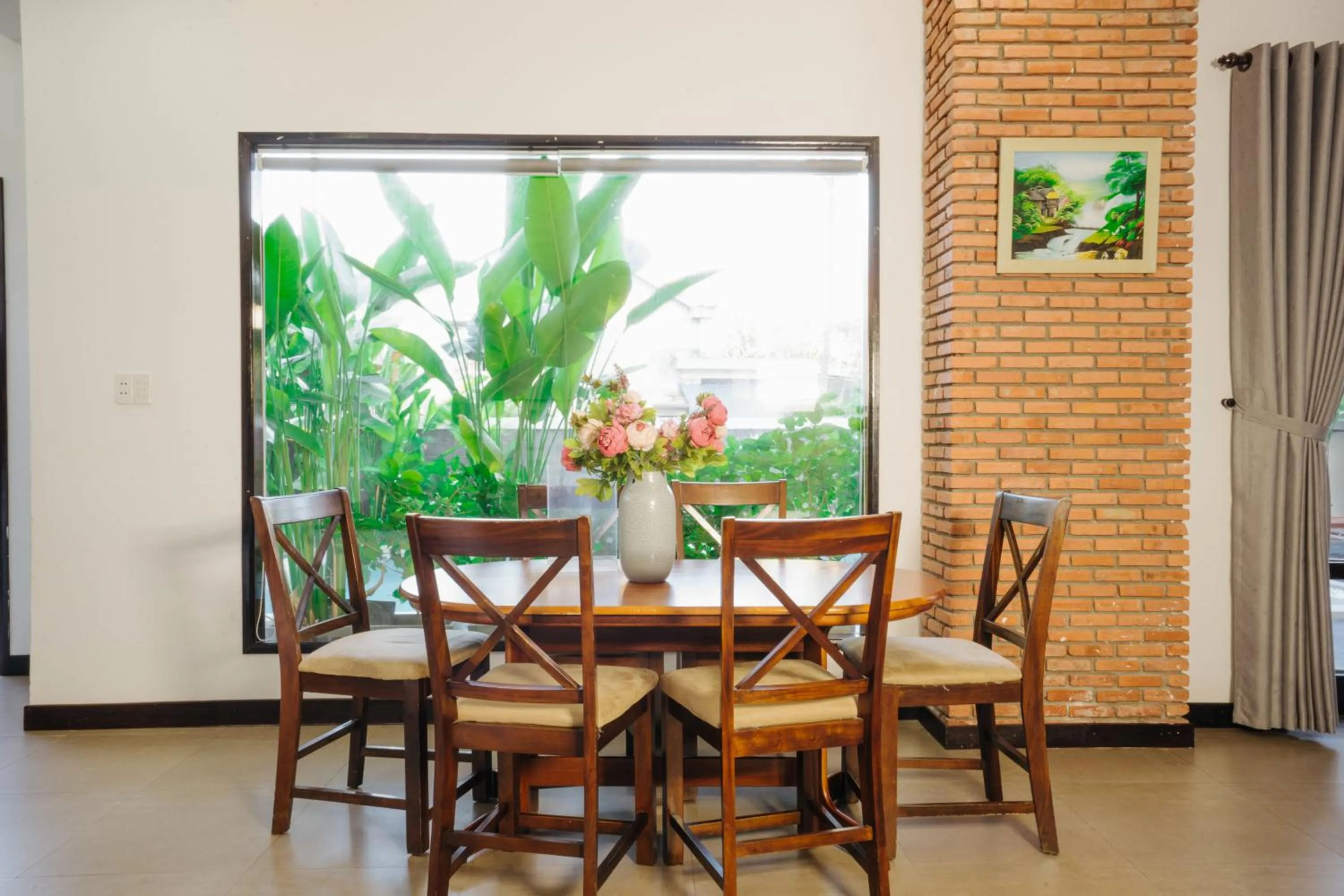Dining area in Hoi An Lotus Aroma Villa