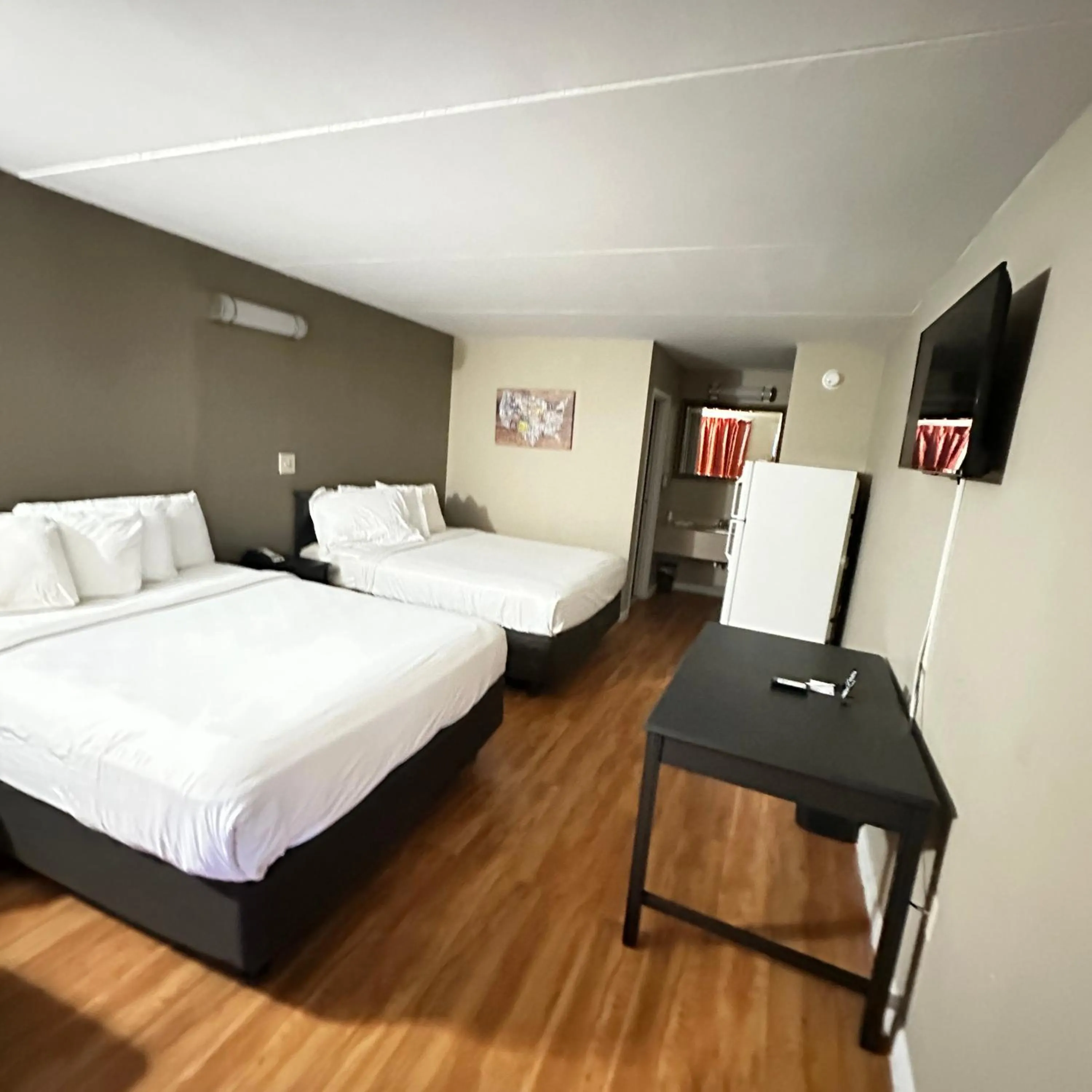 Bed in Americas Best Value Inn Danville