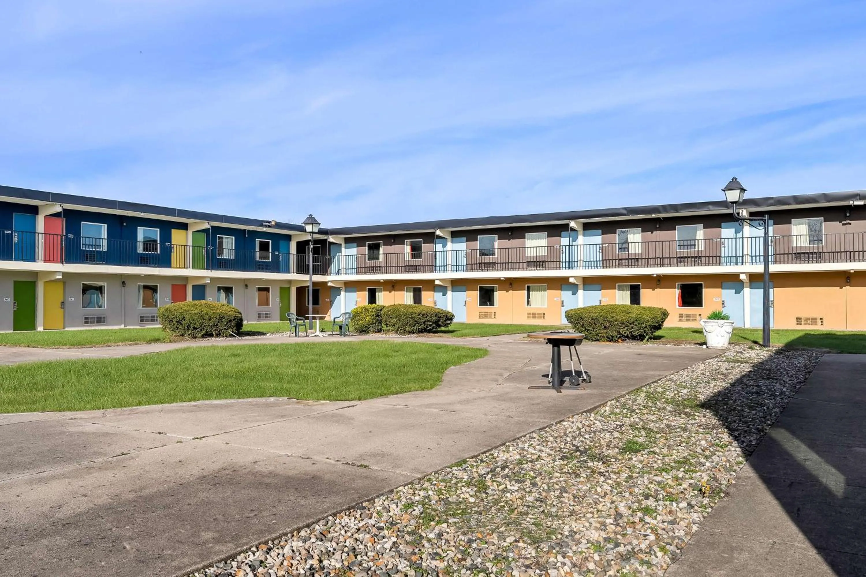 Property building in Americas Best Value Inn Danville