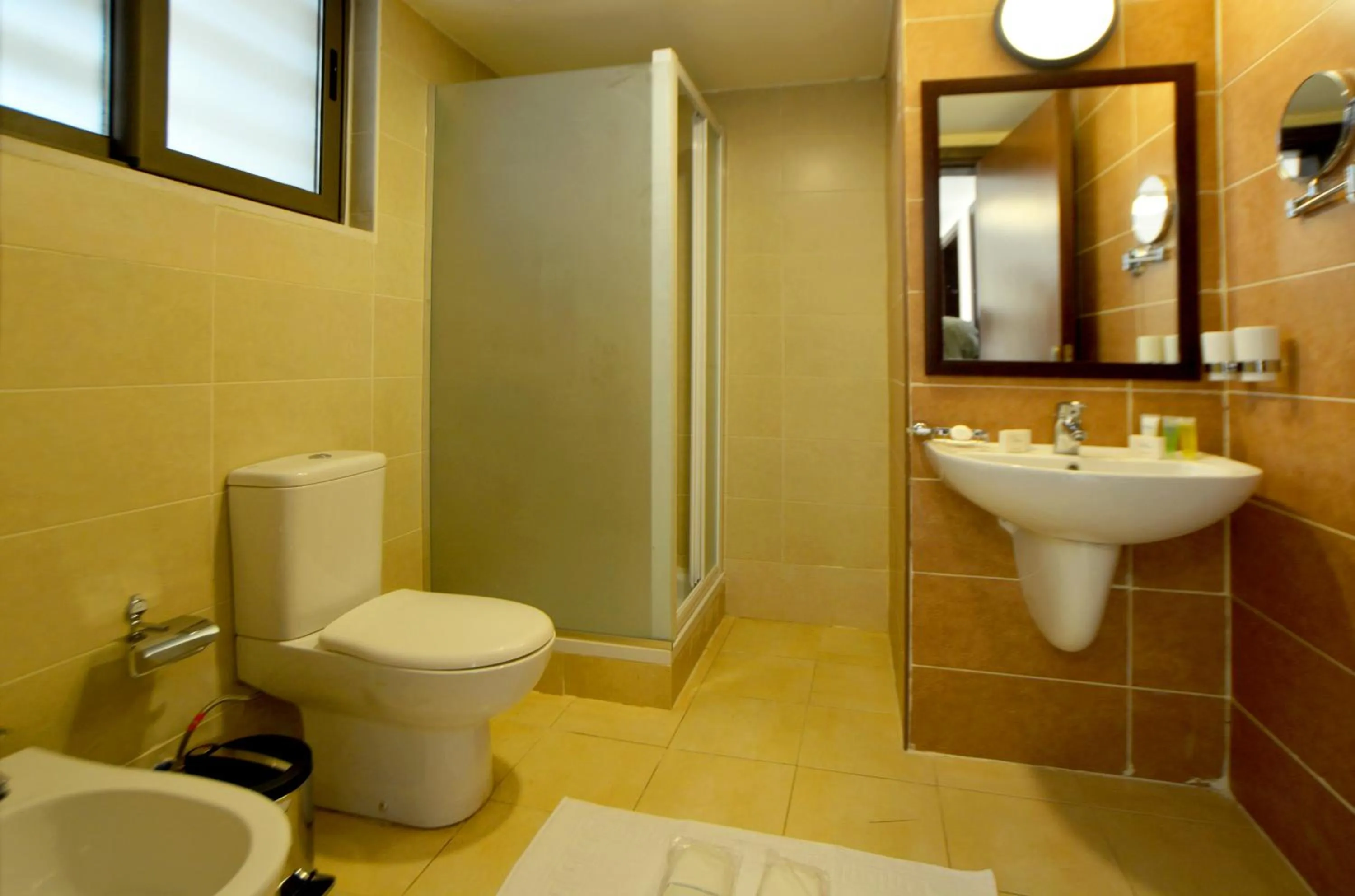 Bathroom in Public Security Hotel & Chalets