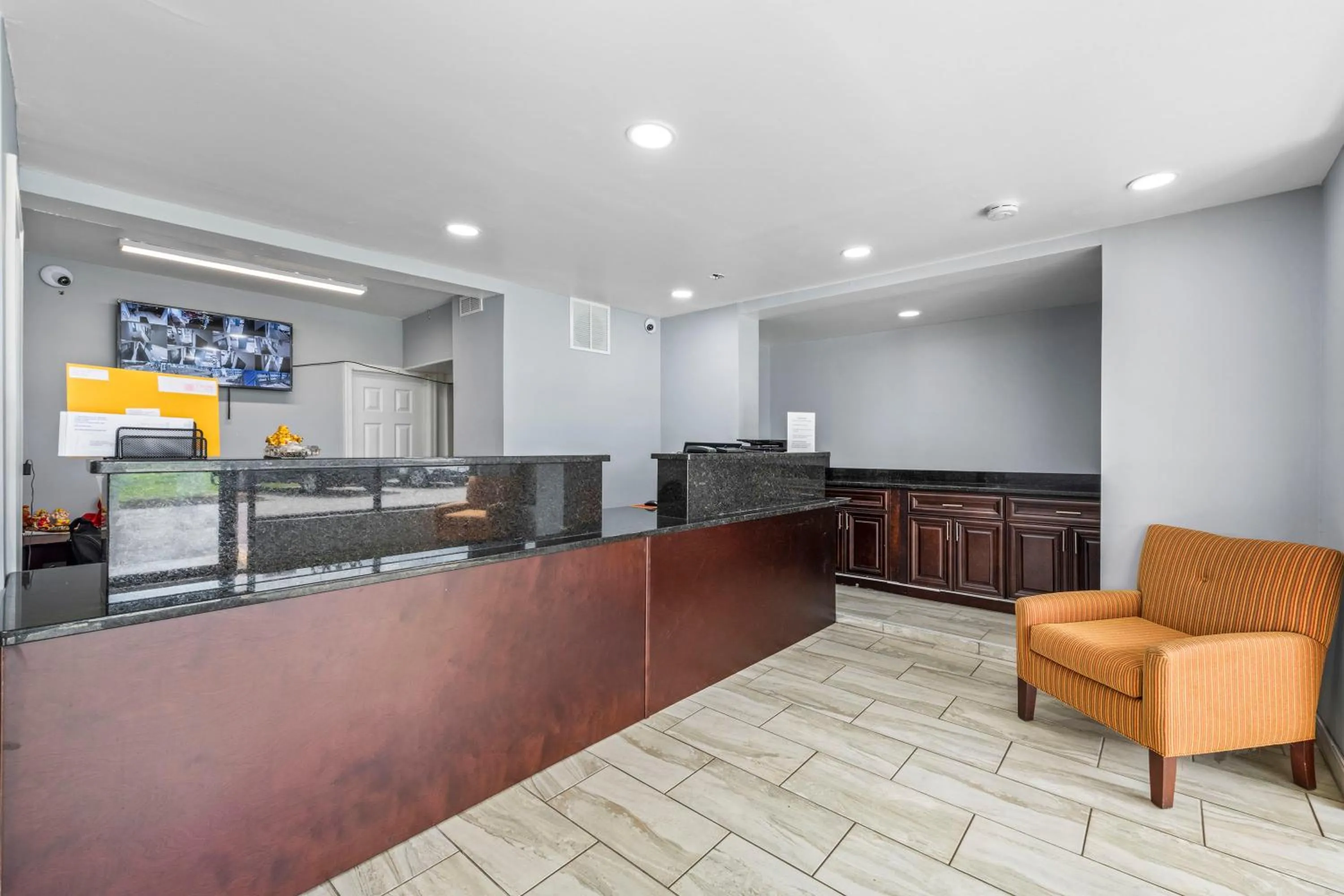 Lobby/Reception in Riverwalk Inn and Suites Portsmouth