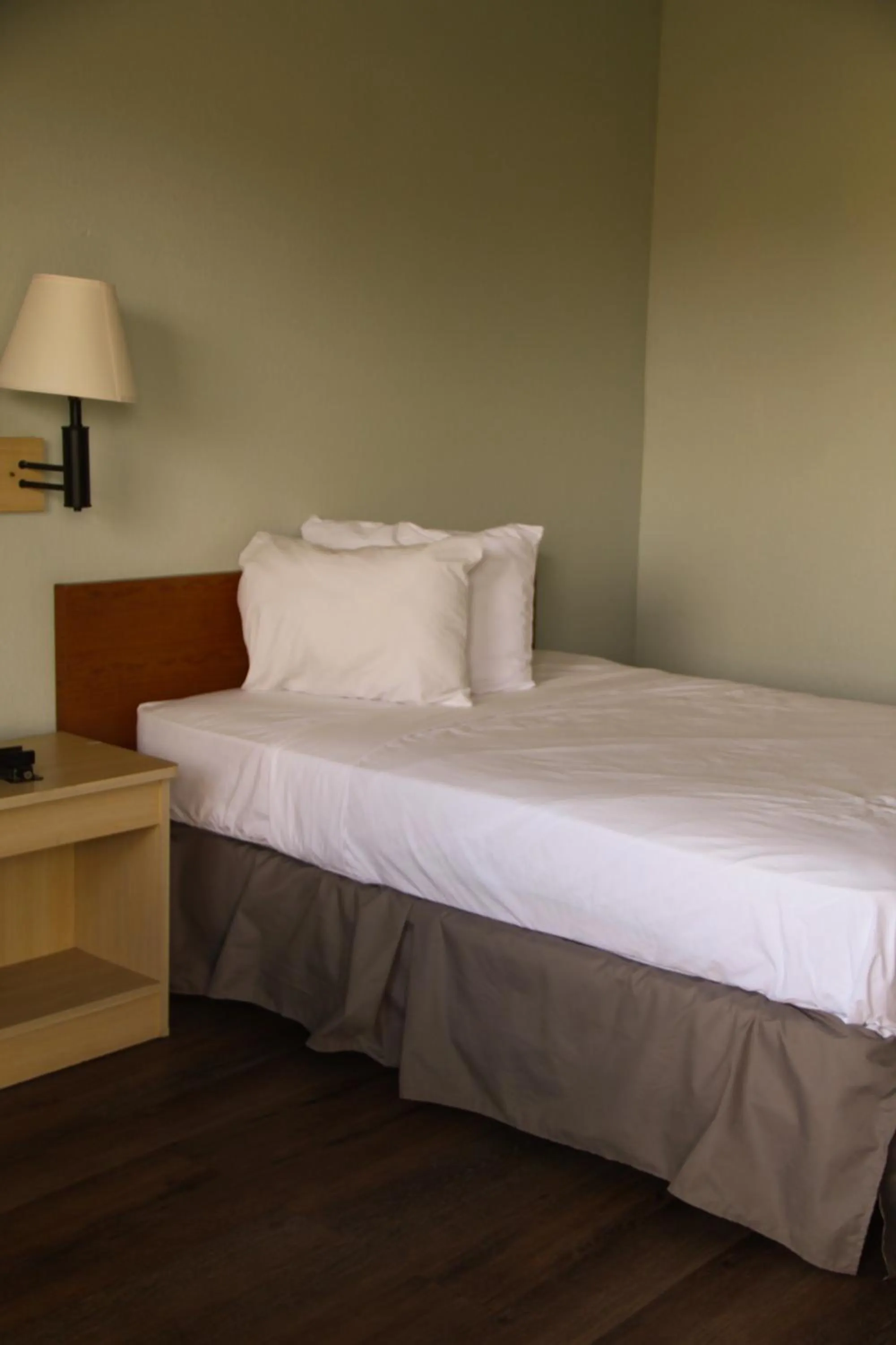 Bedroom, Bed in Minsk Hotels - Extended Stay, I-10 Tucson Airport