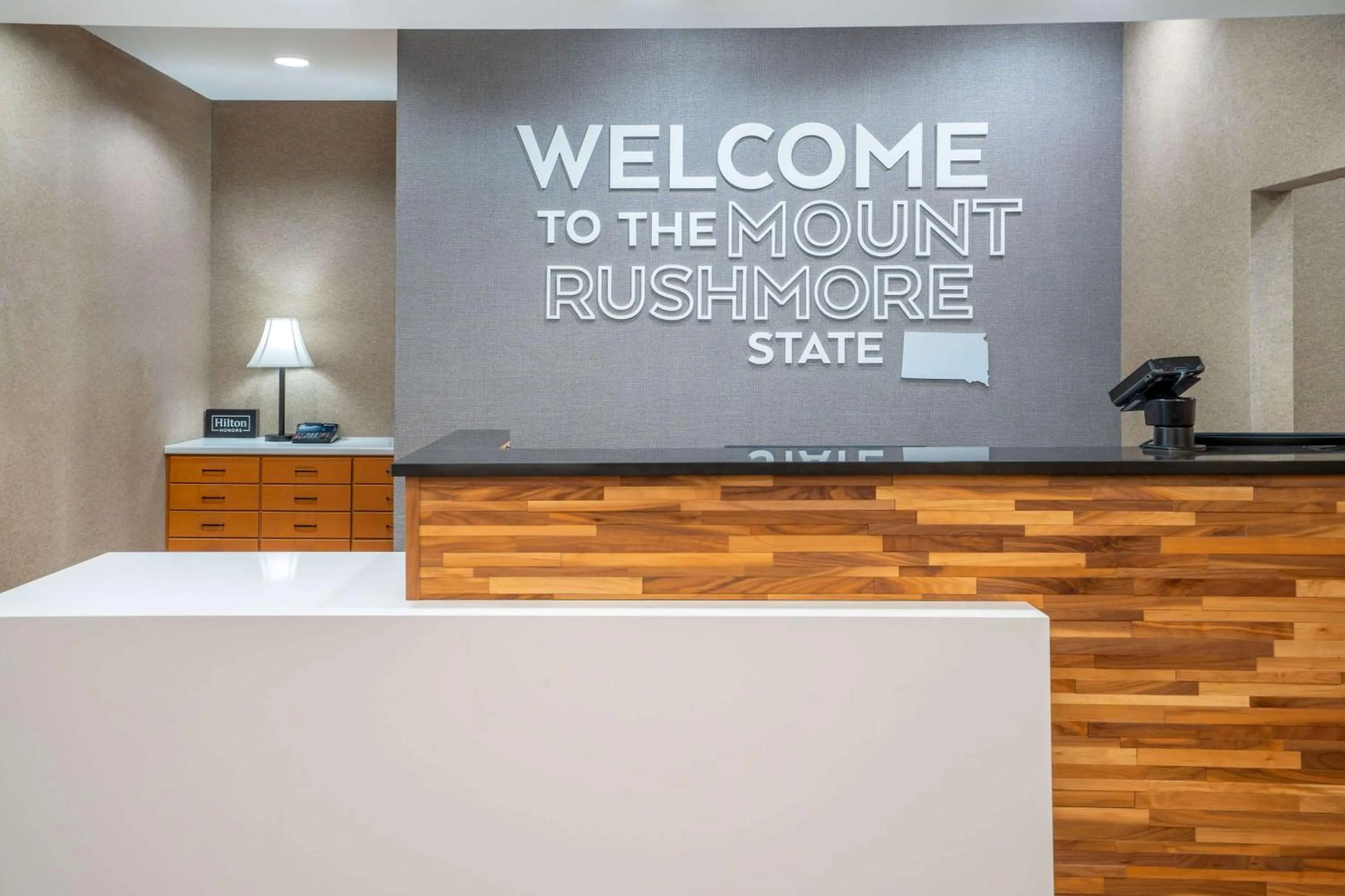 Lobby or reception in Hampton Inn Mitchell