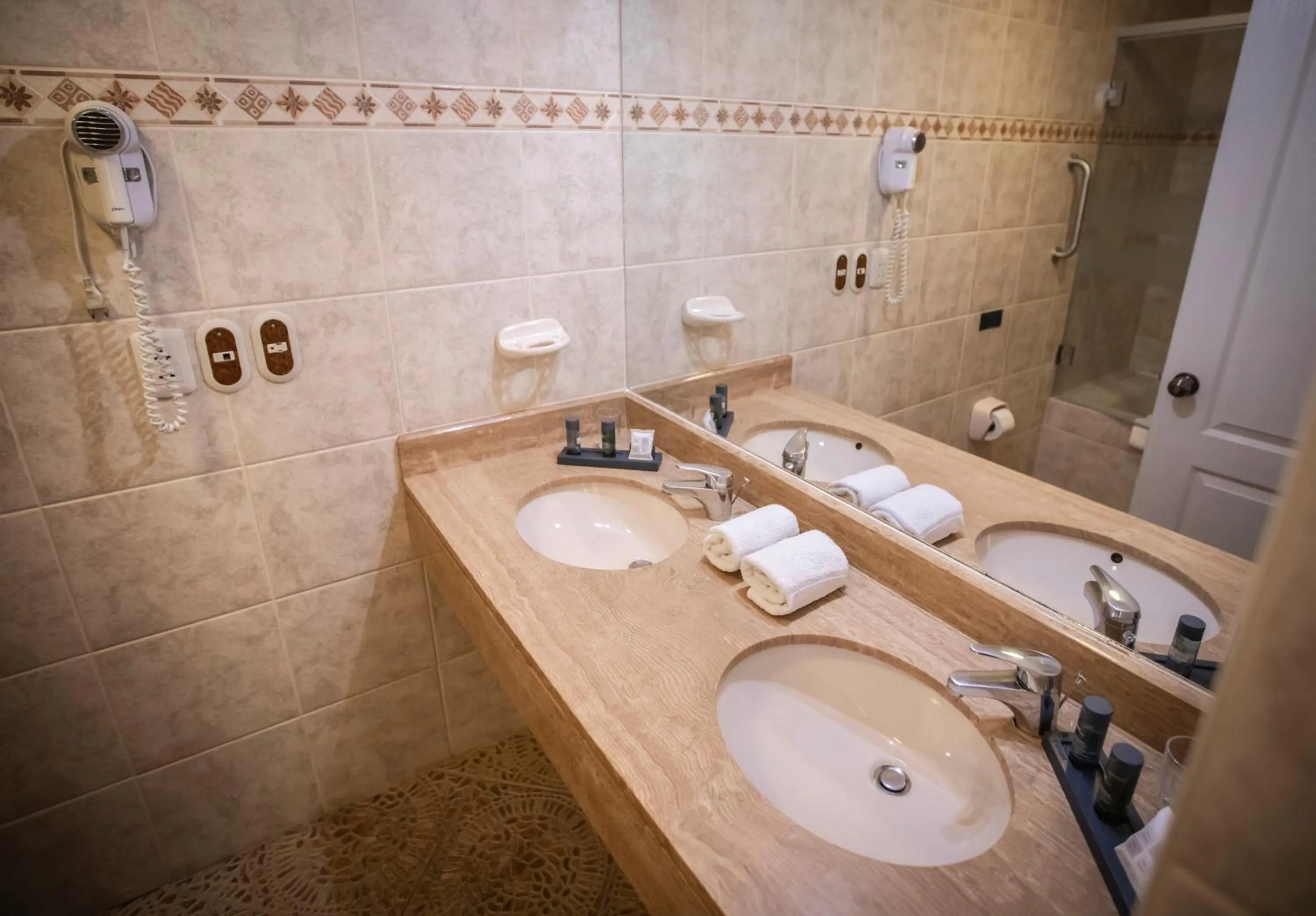 Bathroom in Hotel Hacienda Plaza de Armas