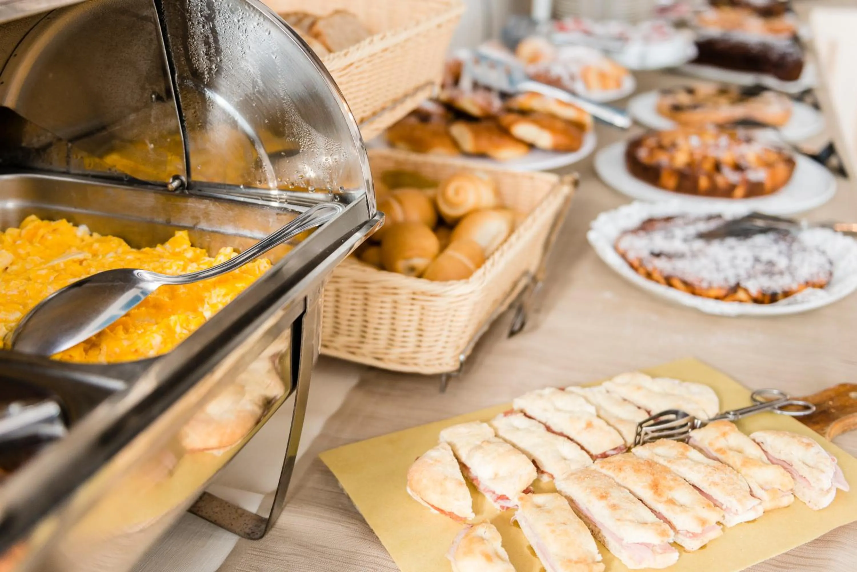 Breakfast in Hotel London