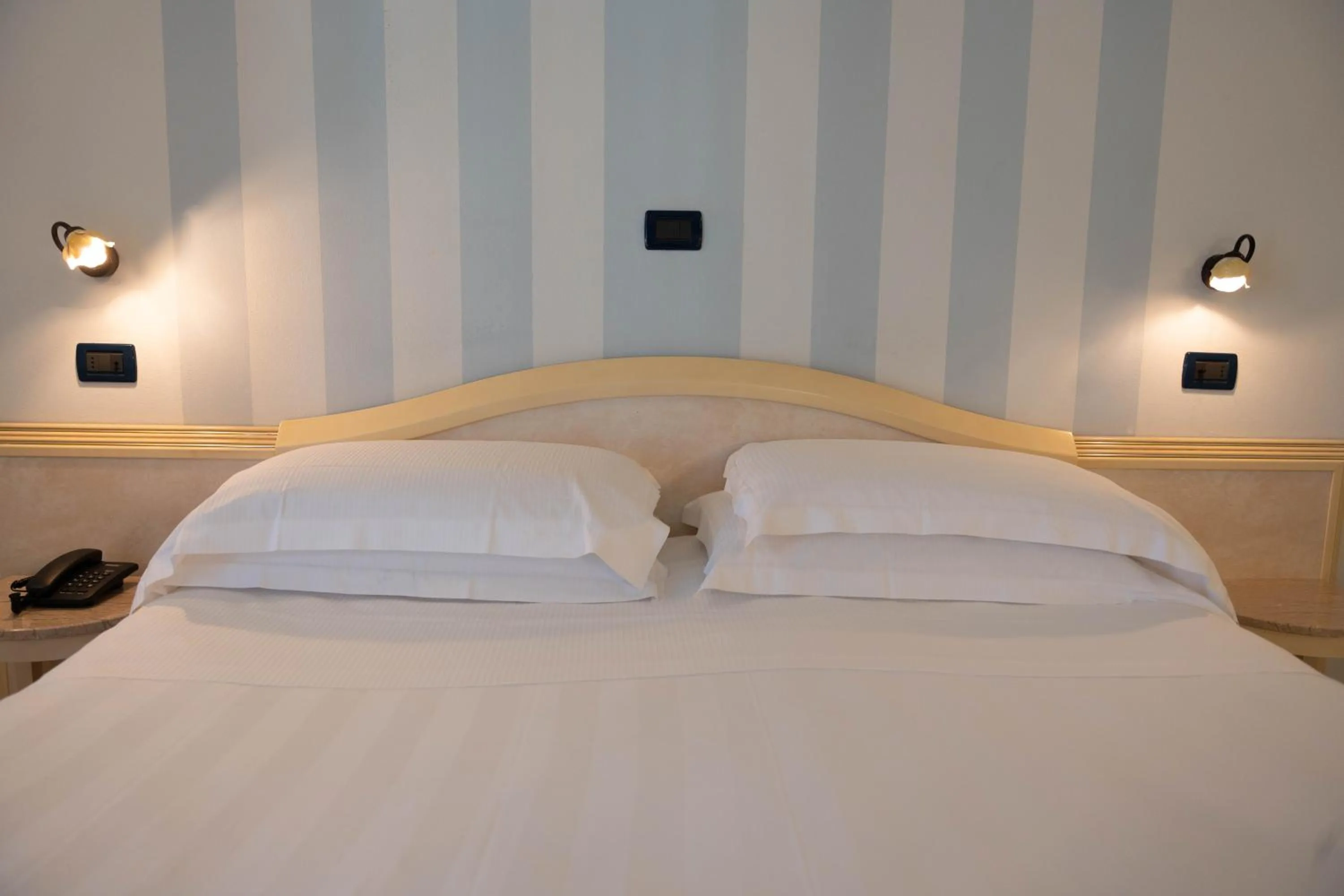 Bed in Hotel London
