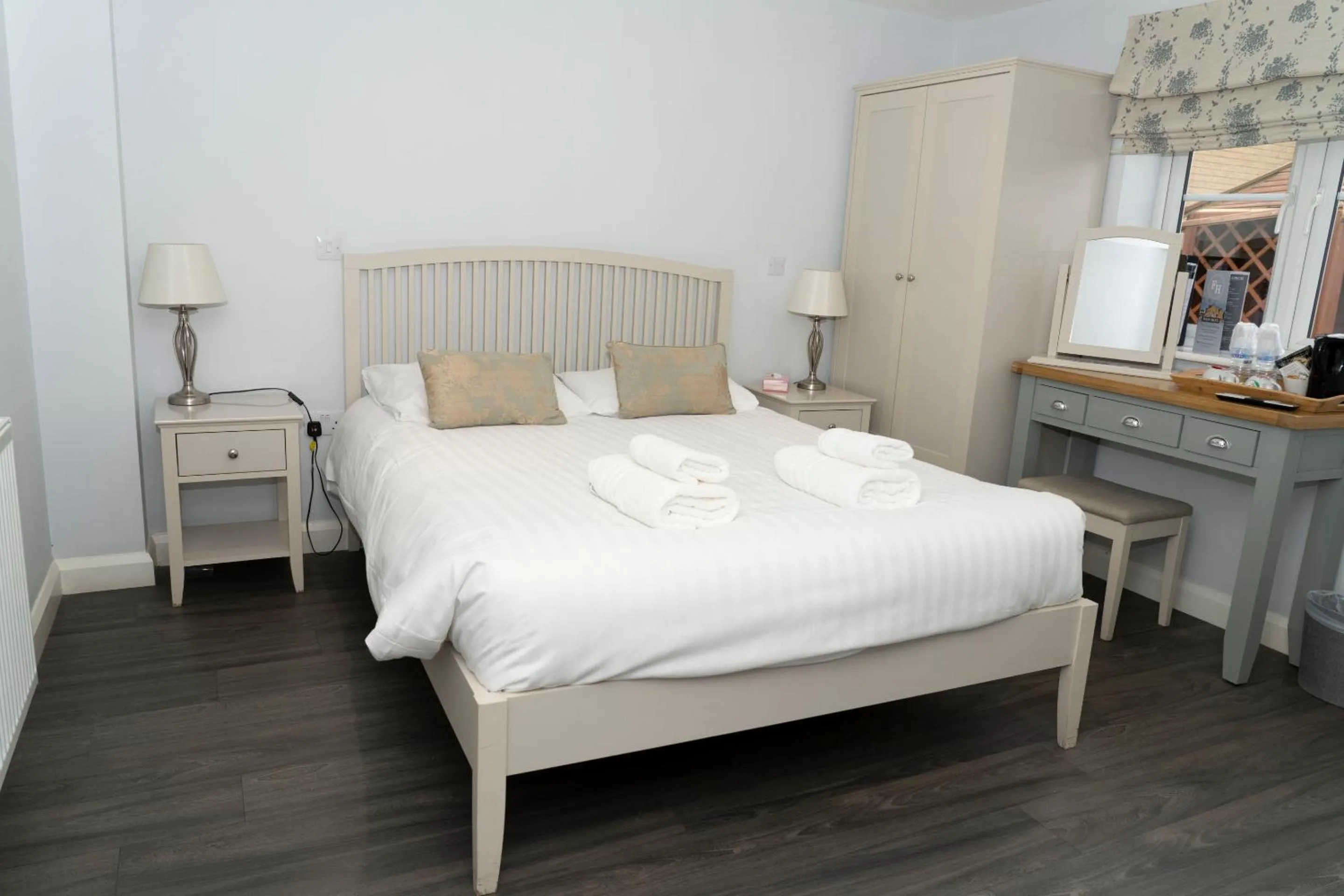 Bed in The Finch Hatton Arms