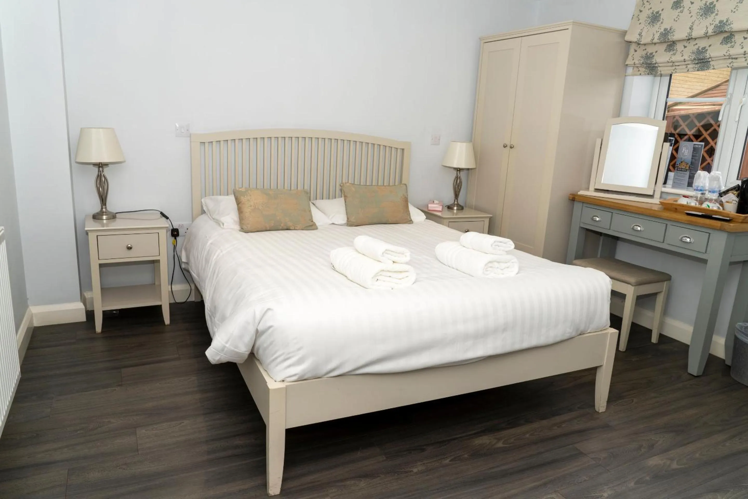 Bed in The Finch Hatton Arms