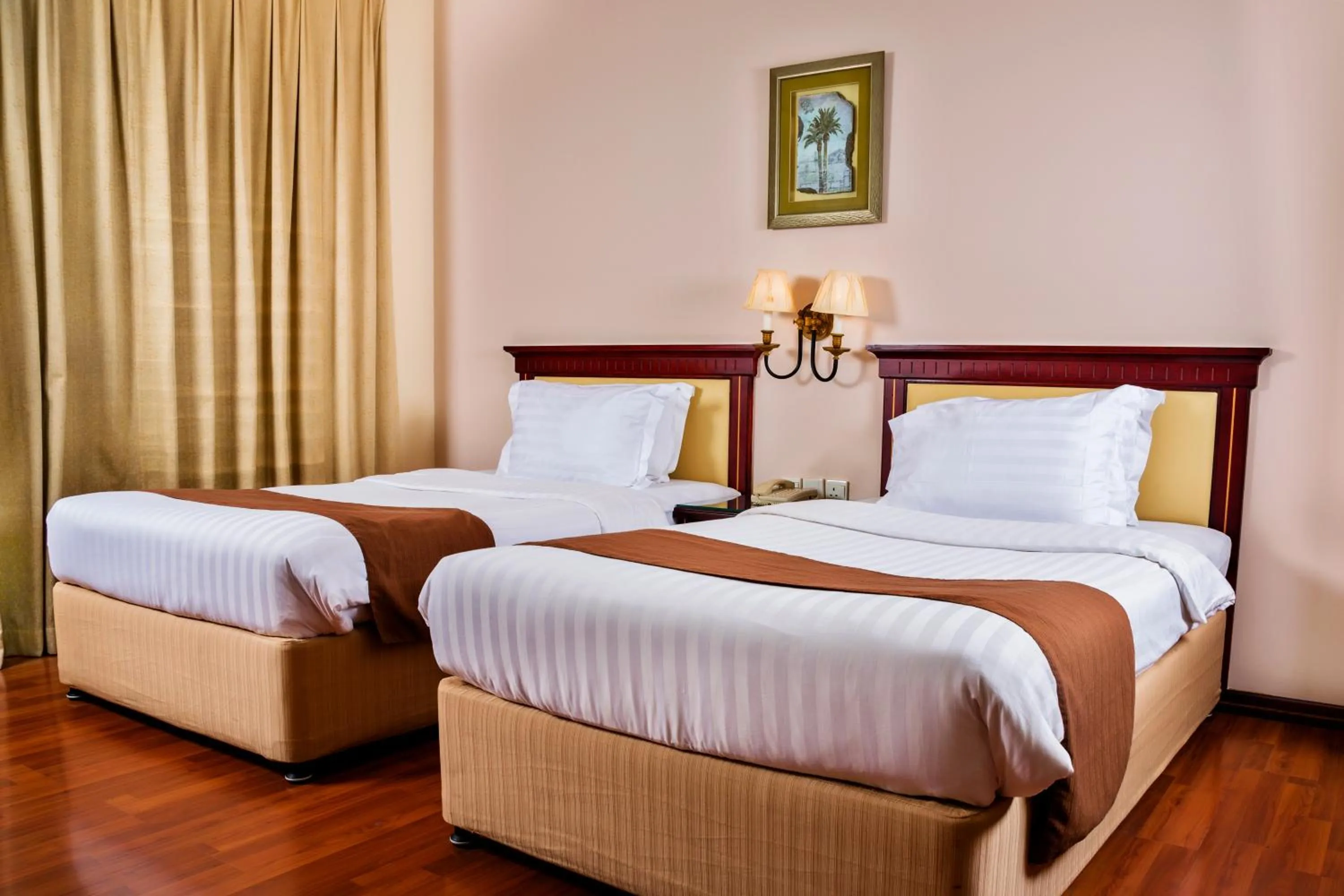 bunk bed, Bed in Marco Polo Hotel