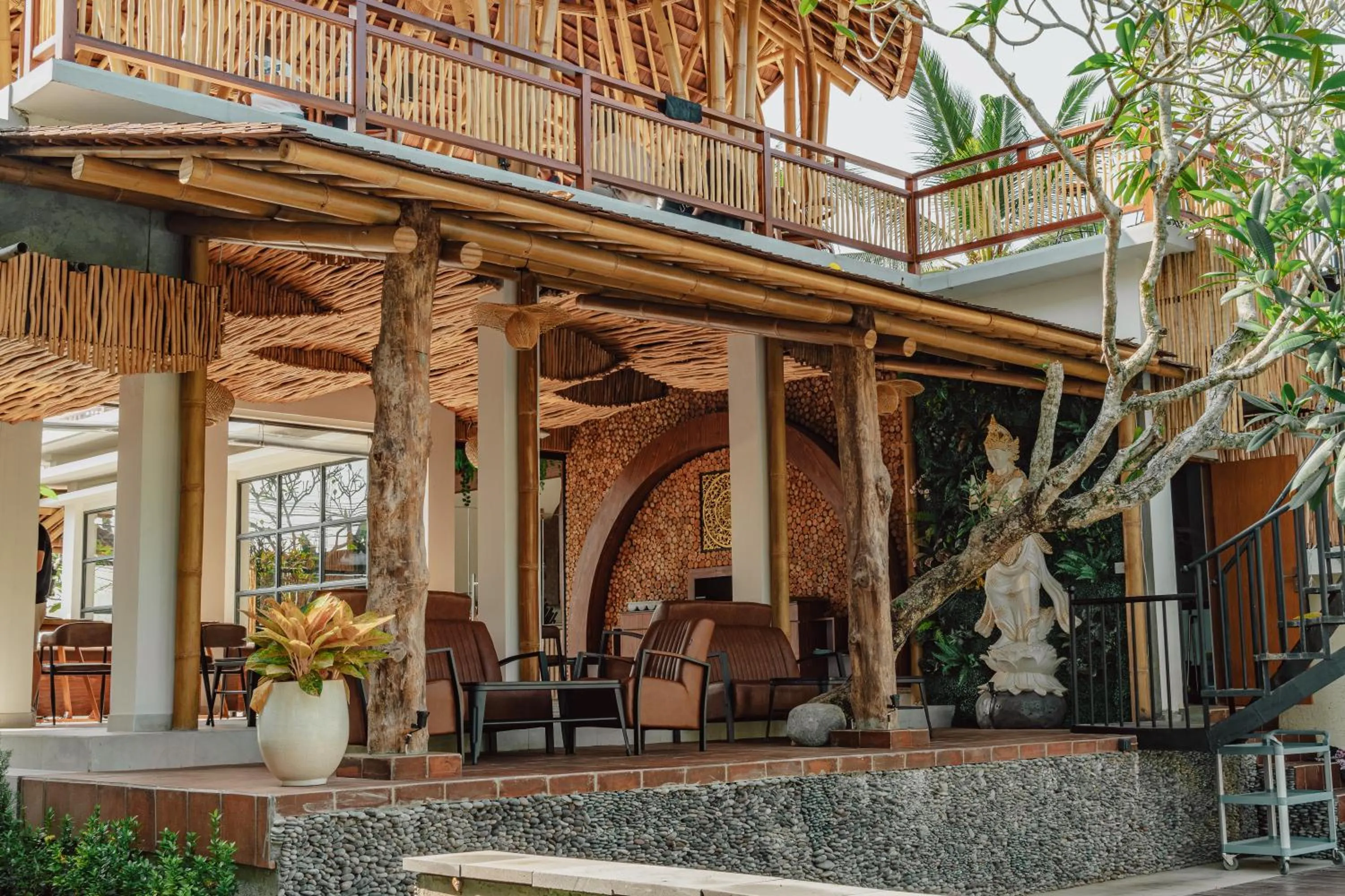 Restaurant/places to eat in Putri Ayu Cottages