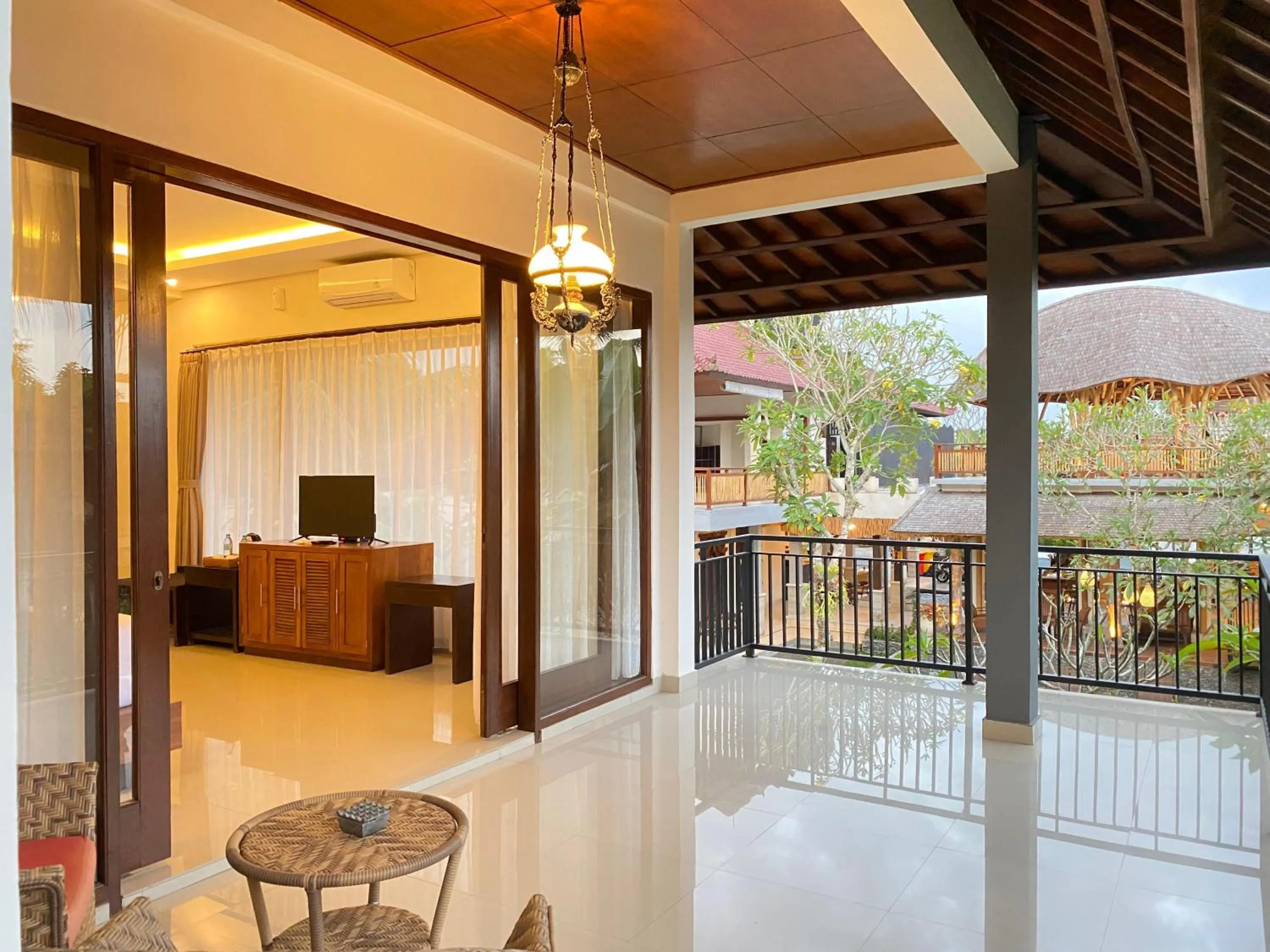 Balcony/Terrace in Putri Ayu Cottages