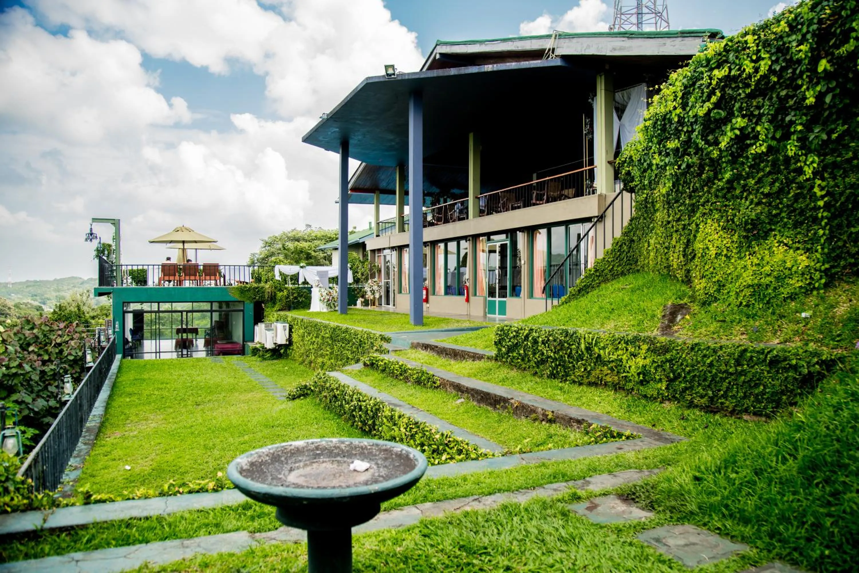 Property building in Lavendish Lake Giritale - Former Giritale Hotel