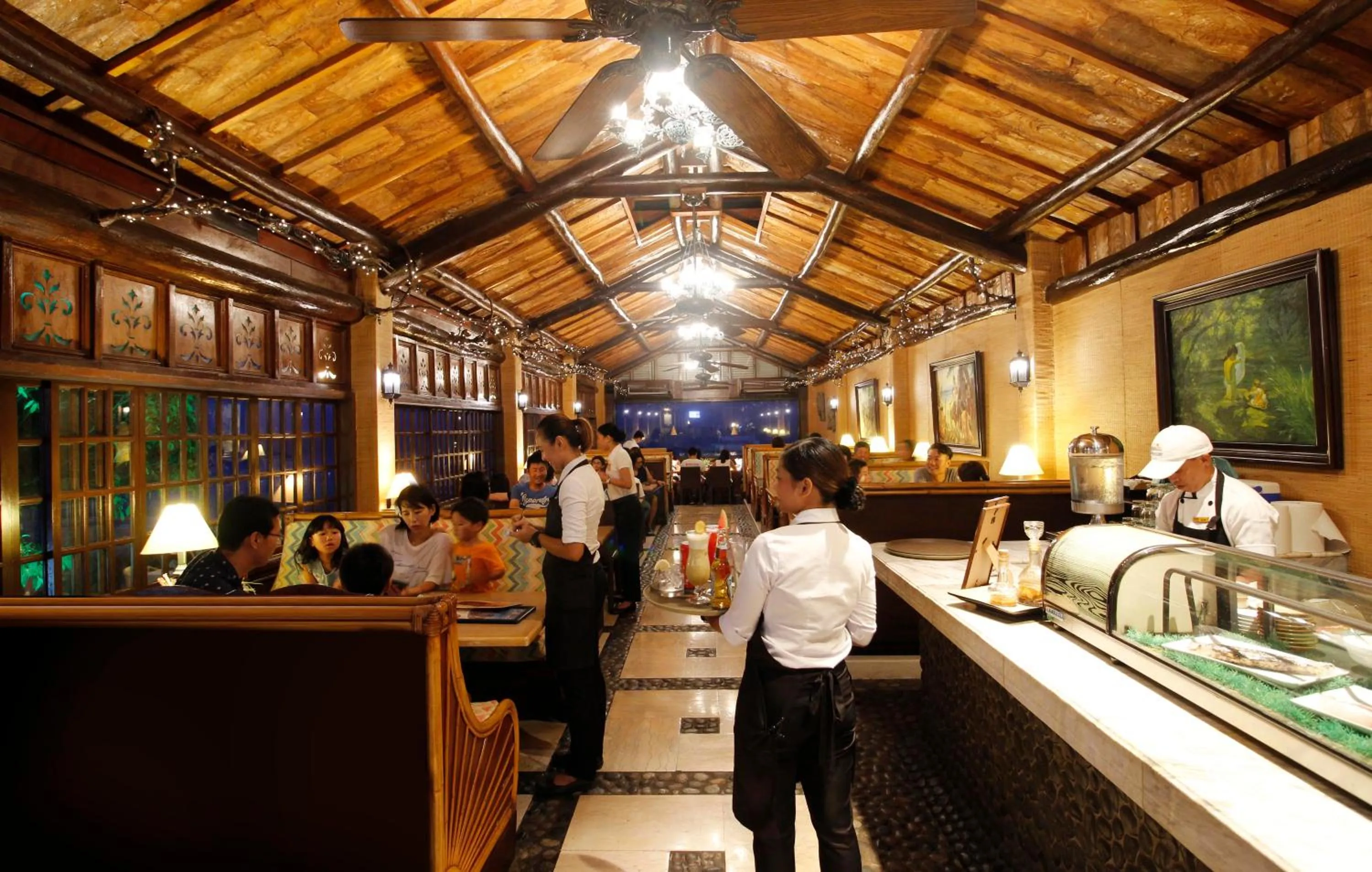 Restaurant/places to eat in Plantation Bay a Real Resort with a Real Spa