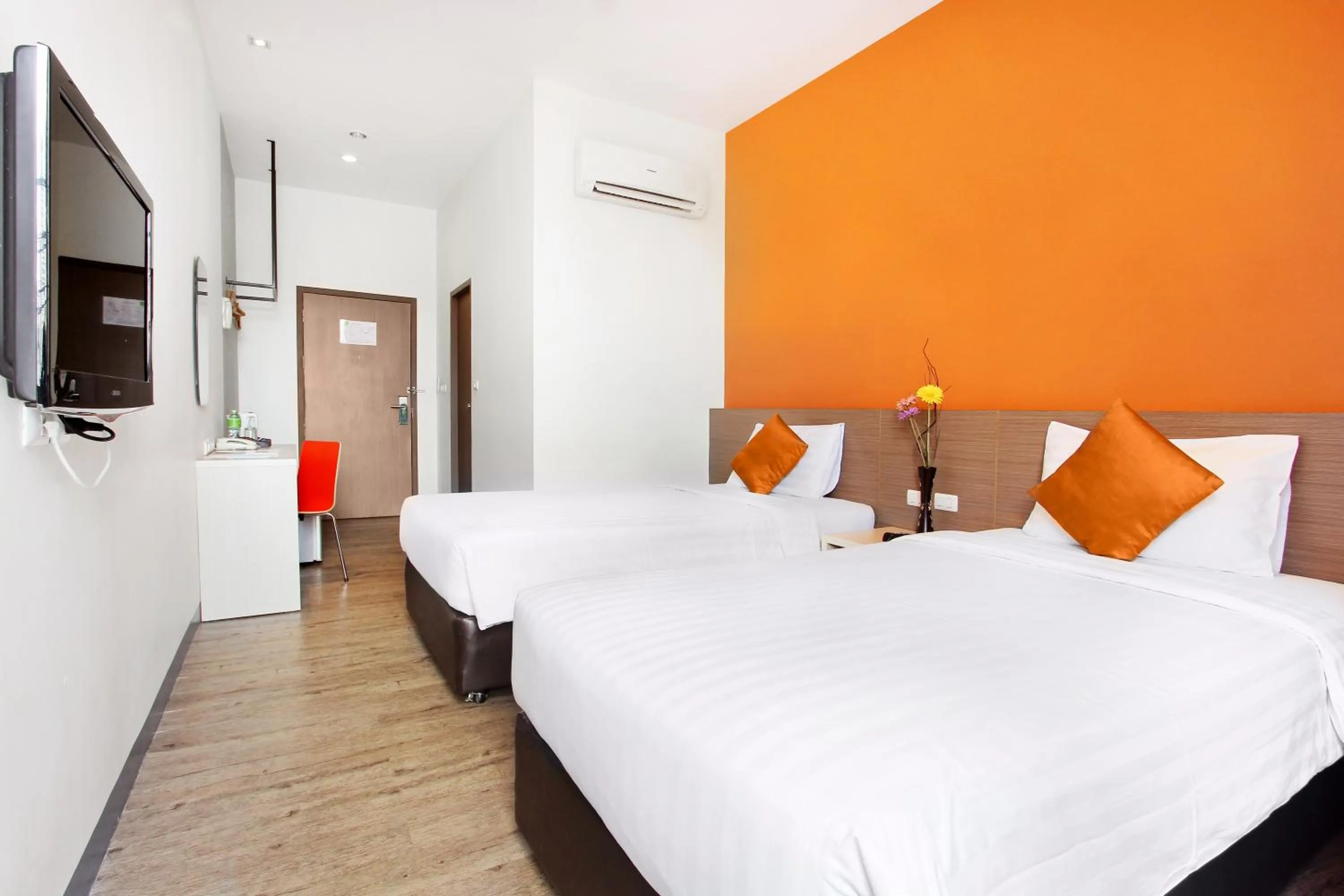 Bedroom in D Varee Xpress Makkasan Hotel