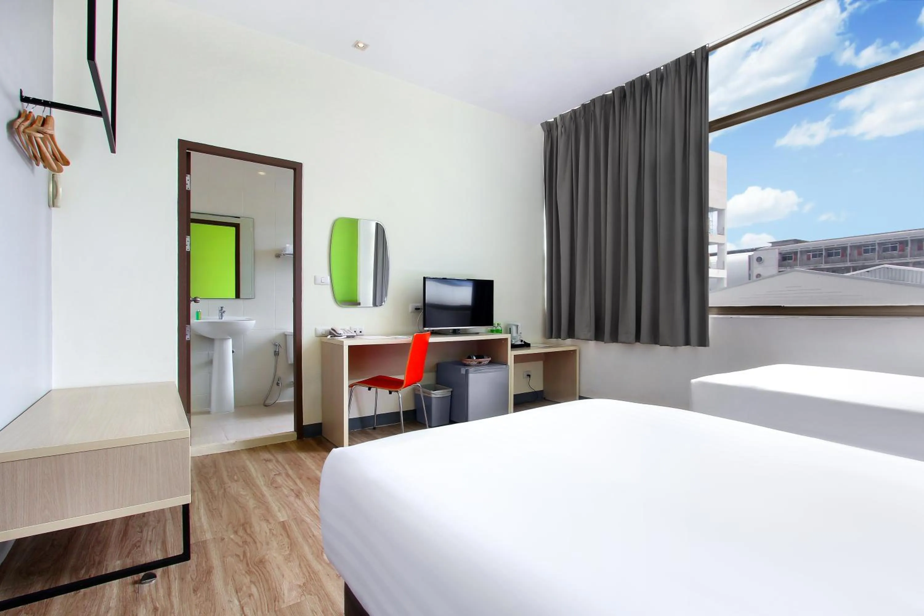 Bedroom, Room Photo in D Varee Xpress Makkasan Hotel
