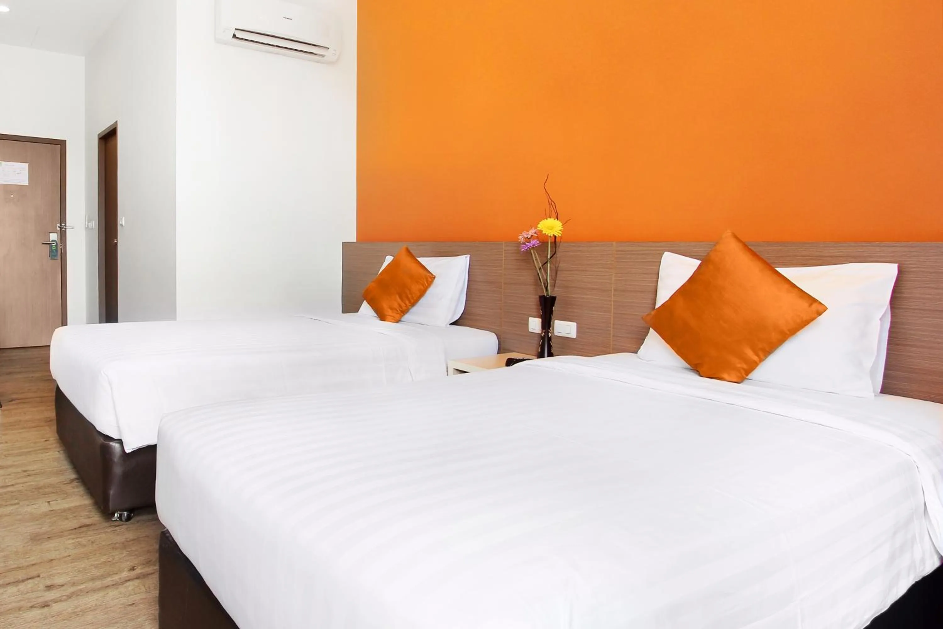 Bedroom, Room Photo in D Varee Xpress Makkasan Hotel