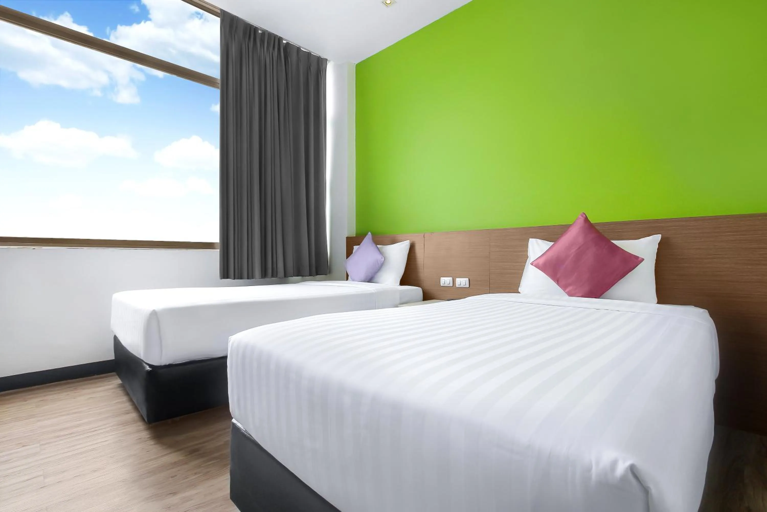 Bedroom in D Varee Xpress Makkasan Hotel