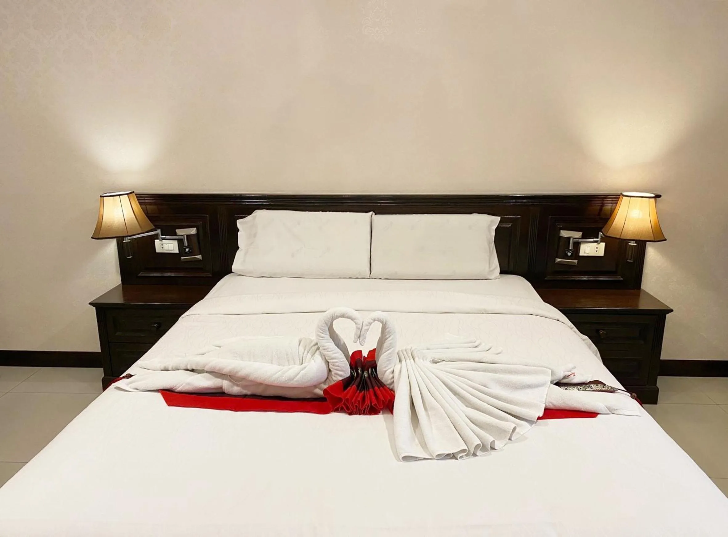Bed in Romena Grand Hotel