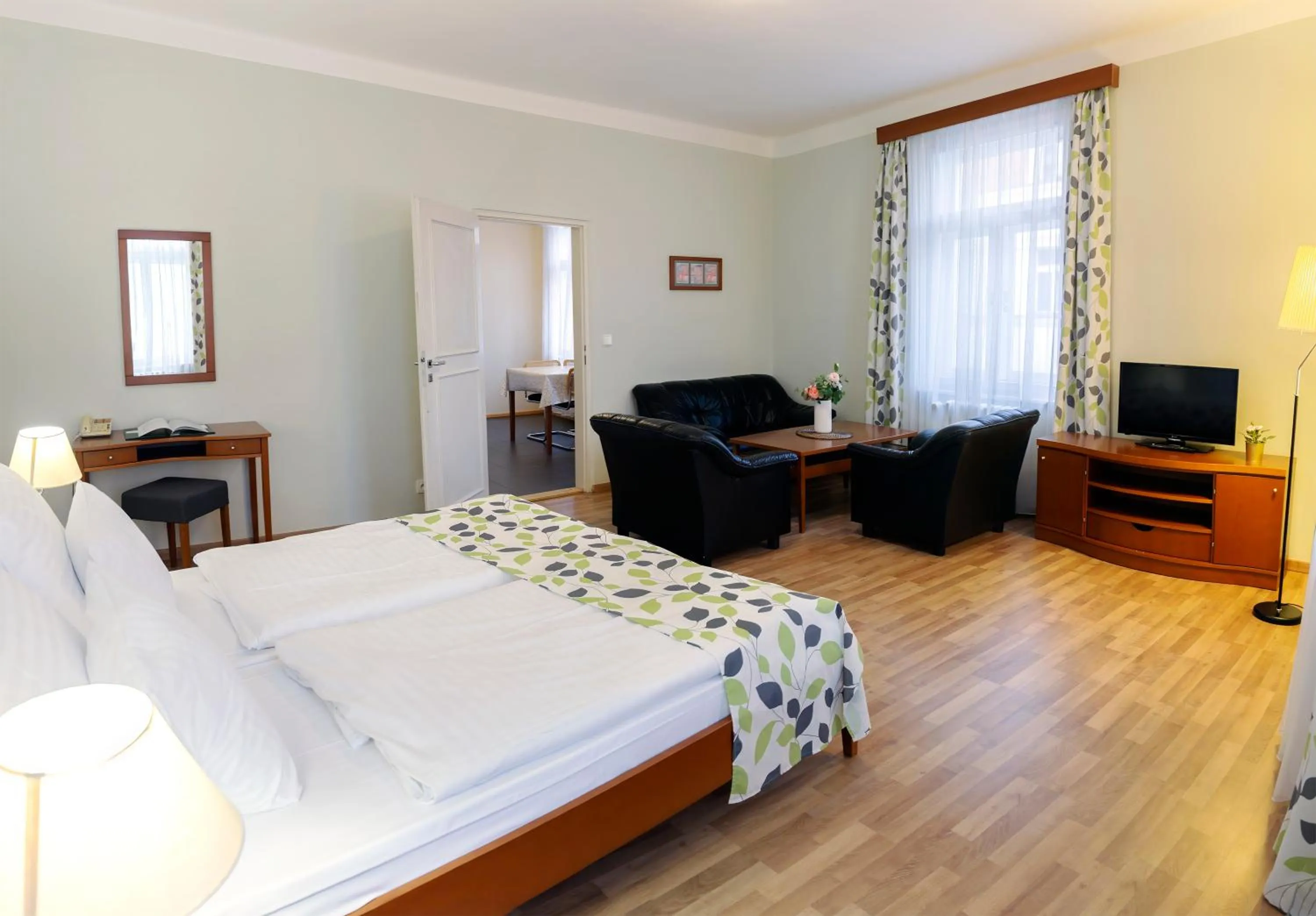 Bedroom, Bed in Hotel Orion