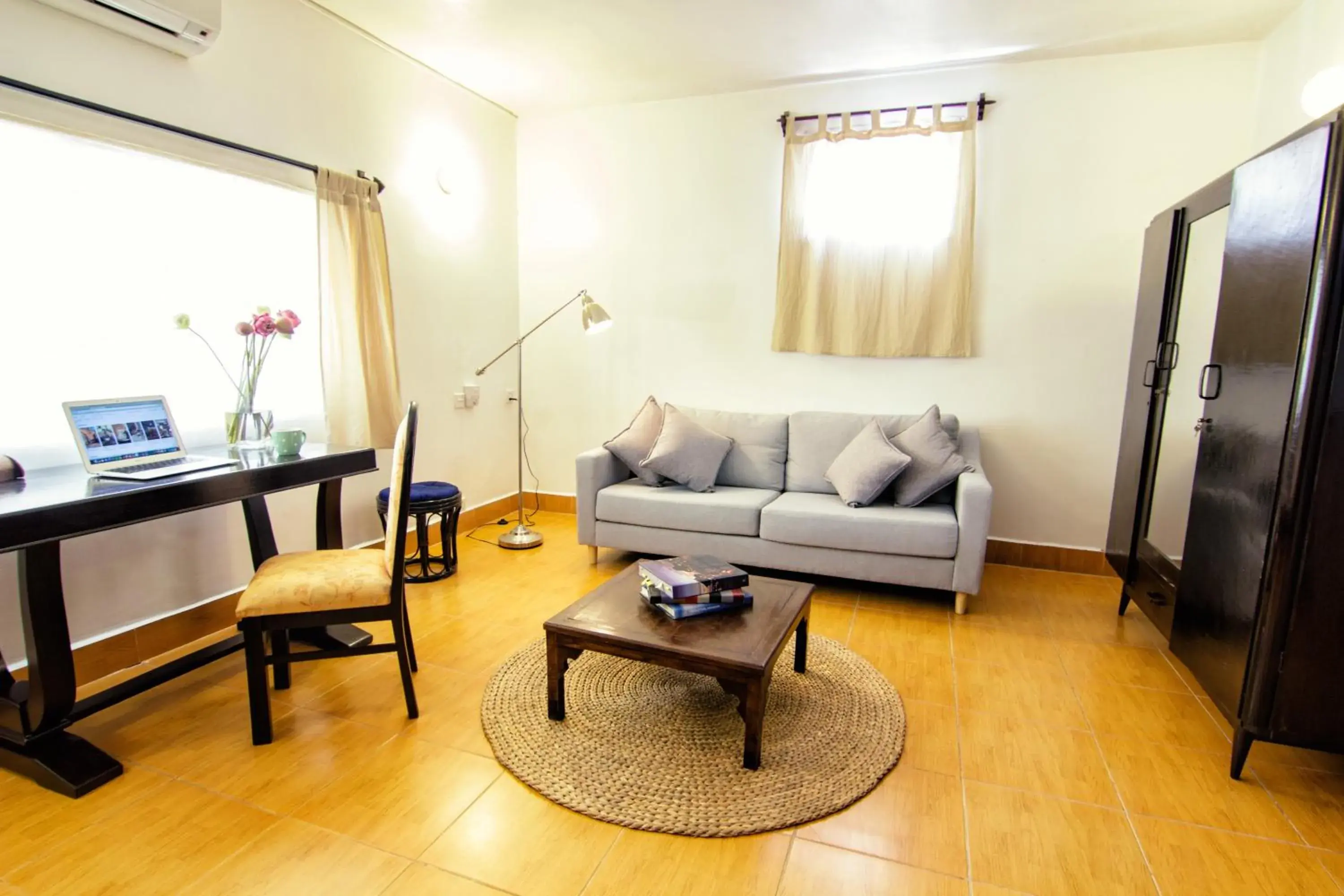 One-Bedroom Apartment in YK Art House One-Bedroom Apartment in YK Art House