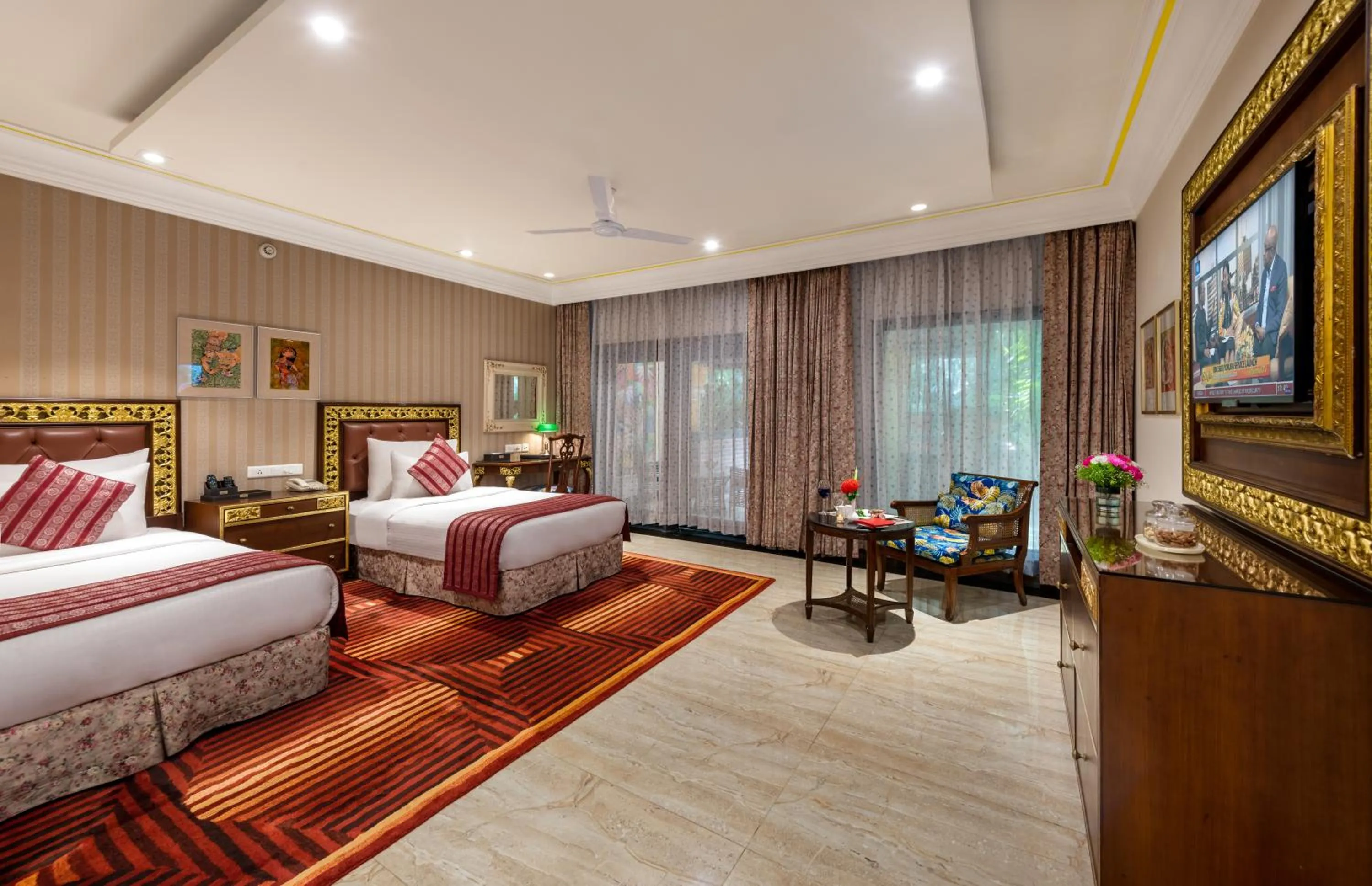 Bedroom, Bed in Mayfair Lagoon