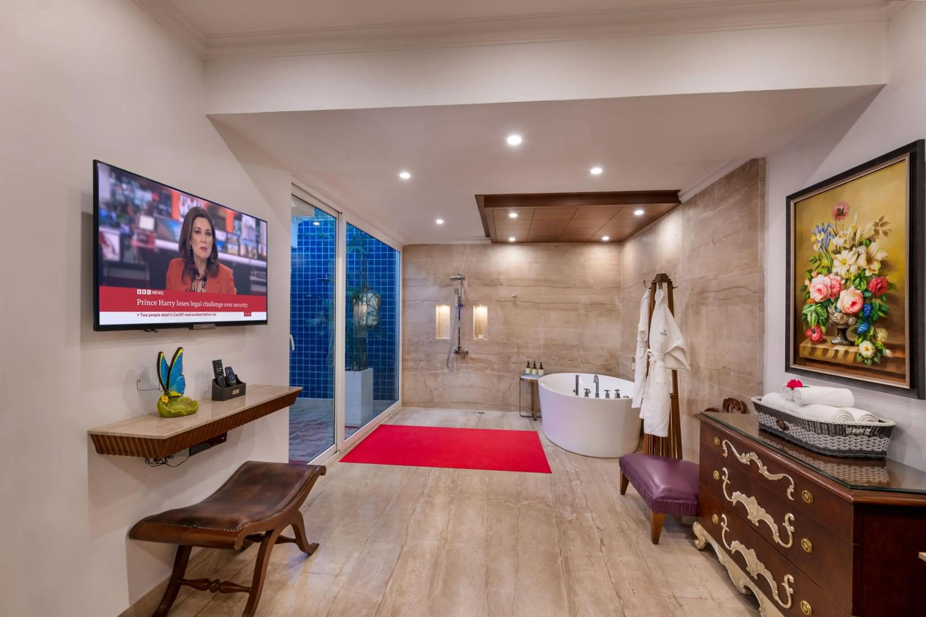Bathroom, Bed in Mayfair Lagoon