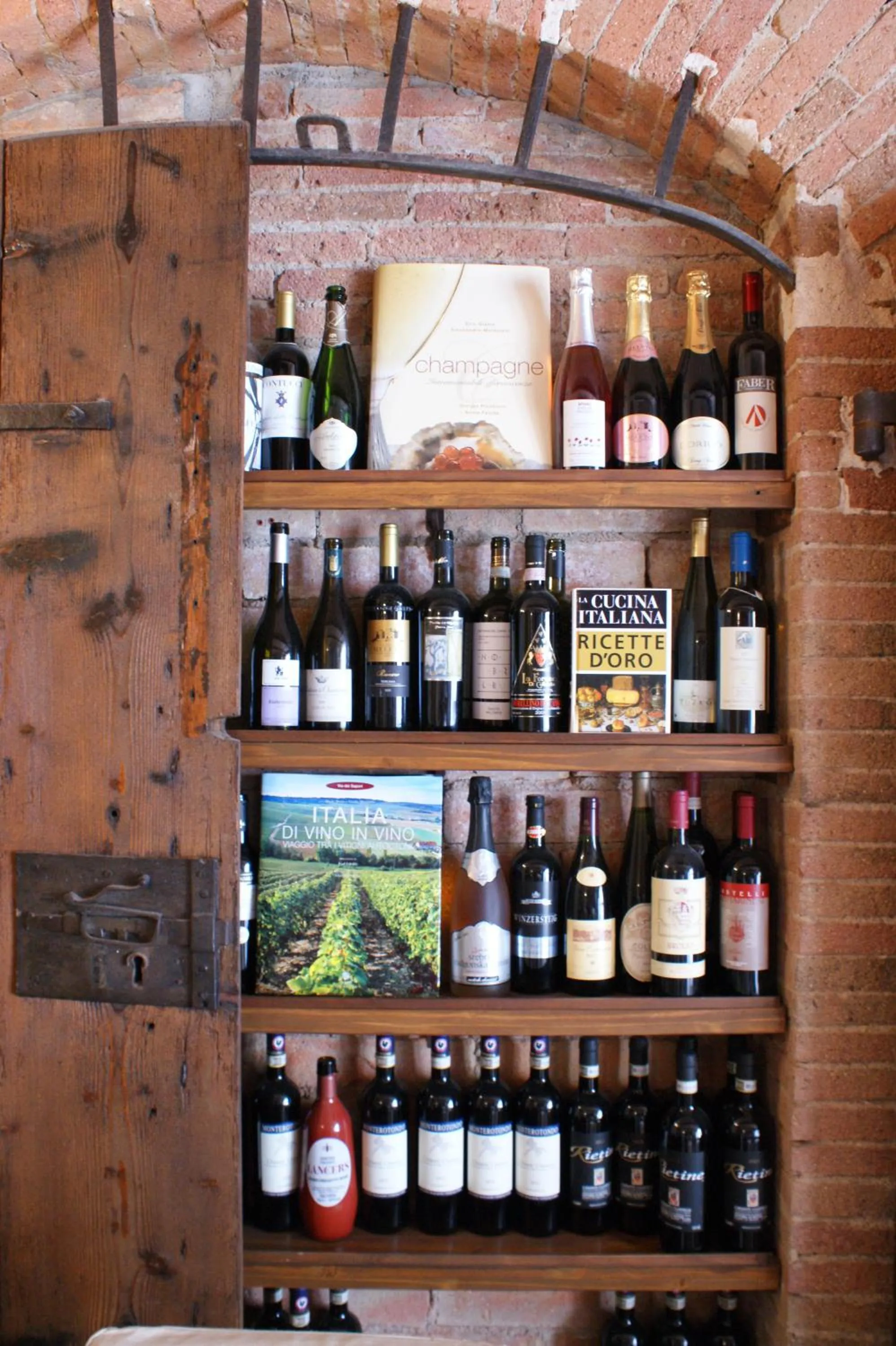 Alcoholic drinks in Casa Lucia in Chianti