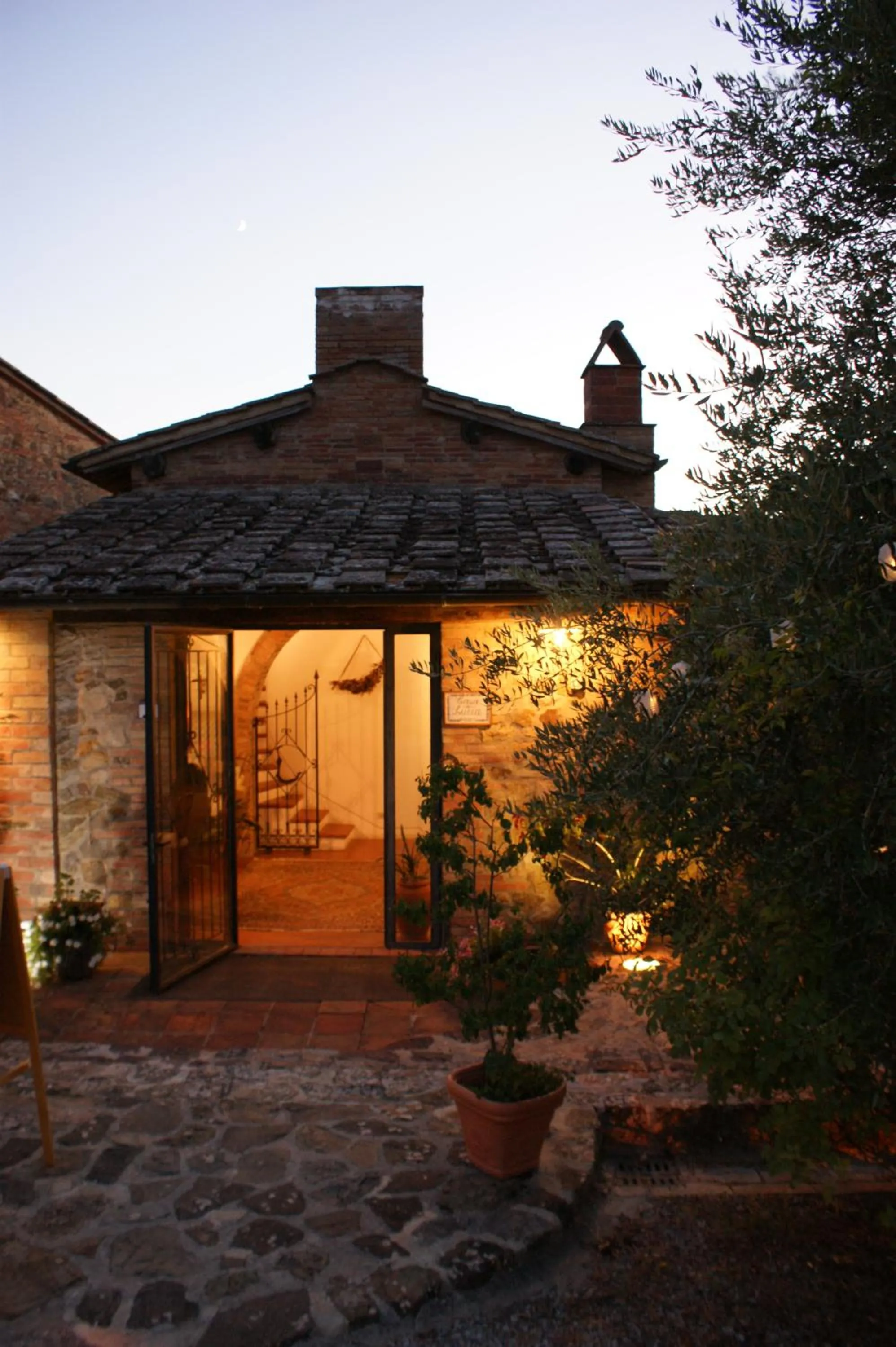 Facade/entrance in Casa Lucia in Chianti
