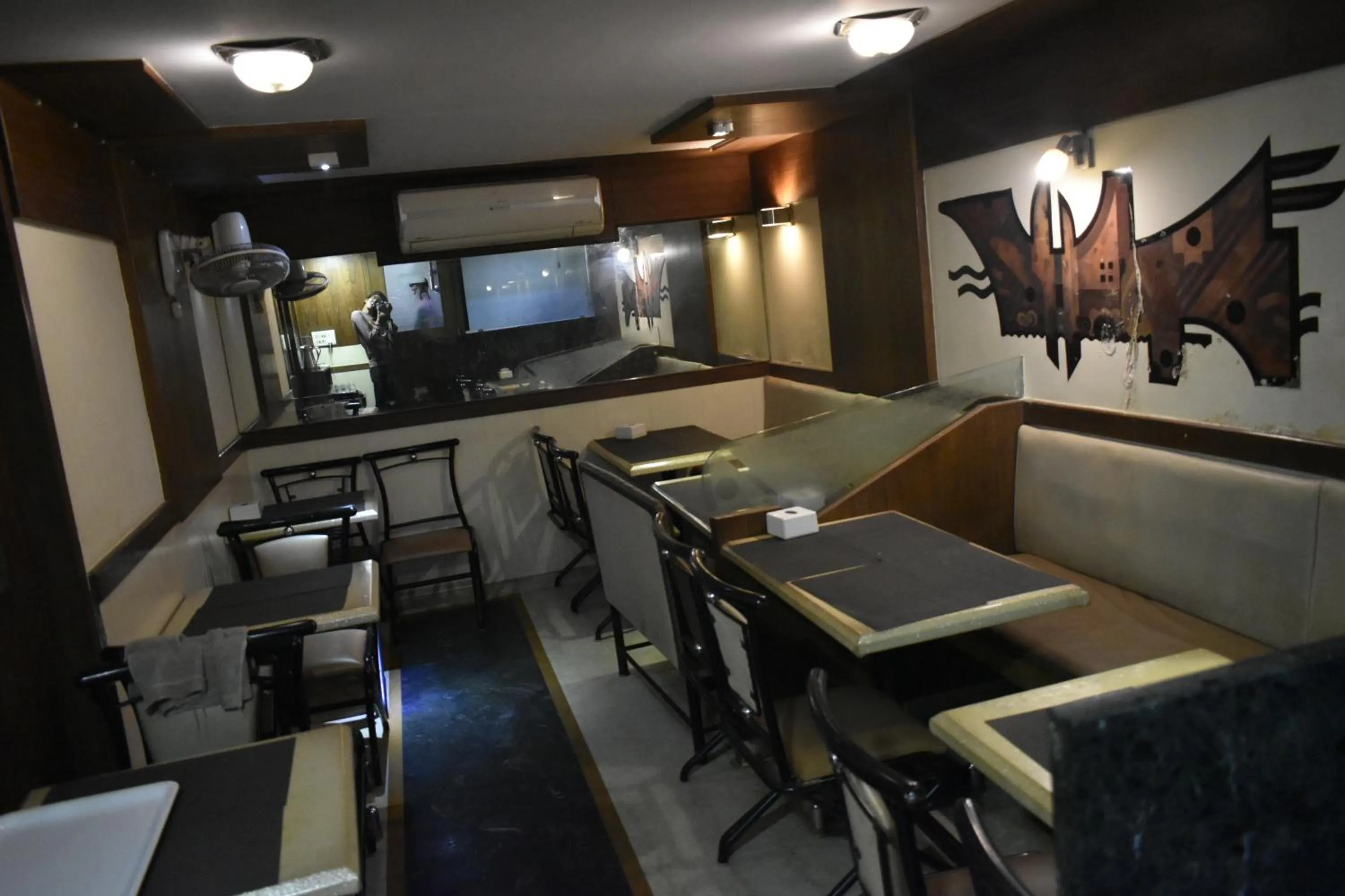 Hotel Arma Court - Near US Embassy, BKC