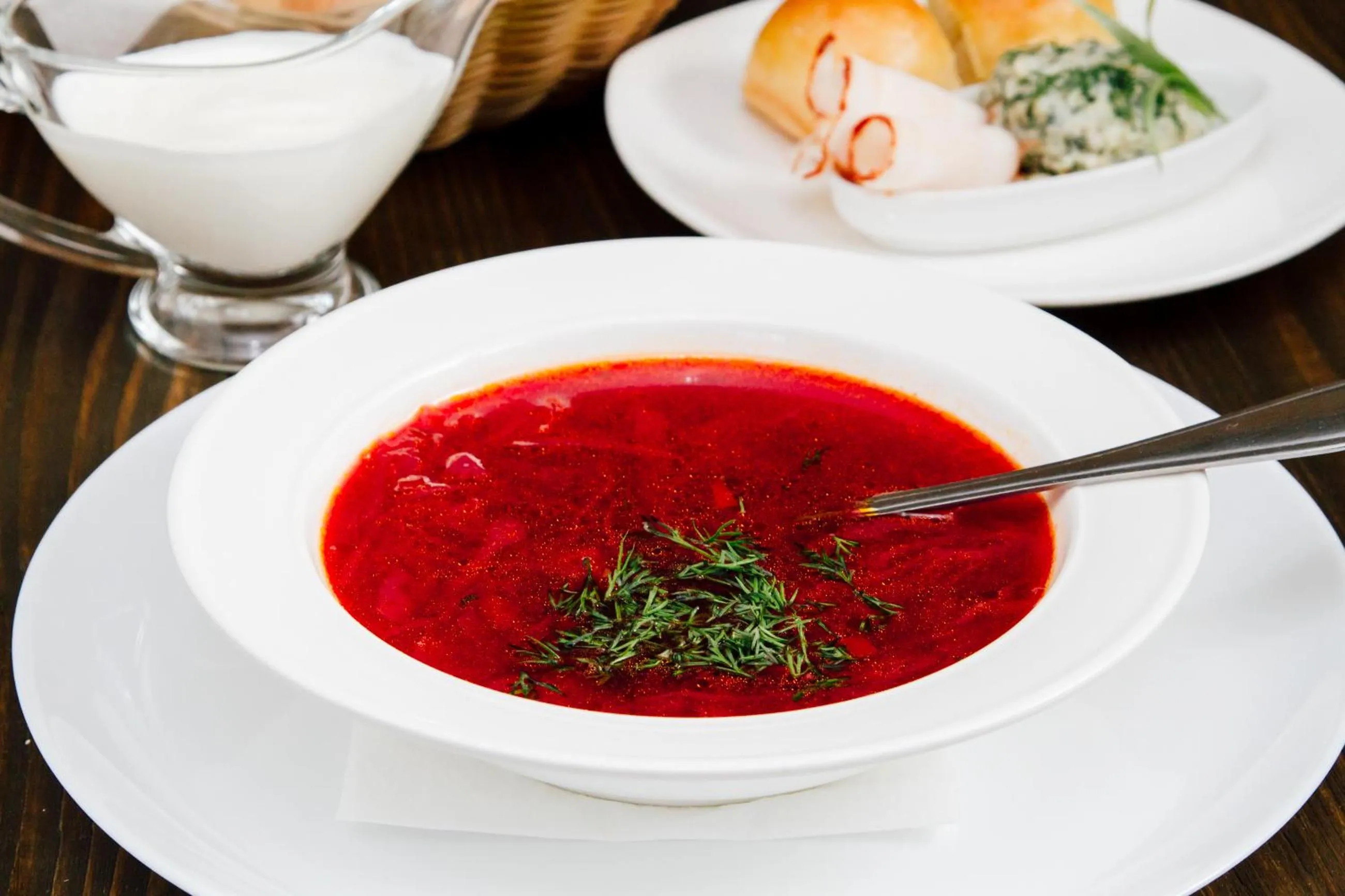 Restaurant/places to eat in Korona Hotel