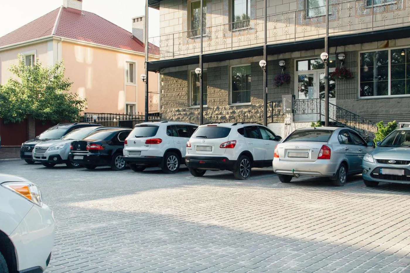 Facade/entrance in Korona Hotel