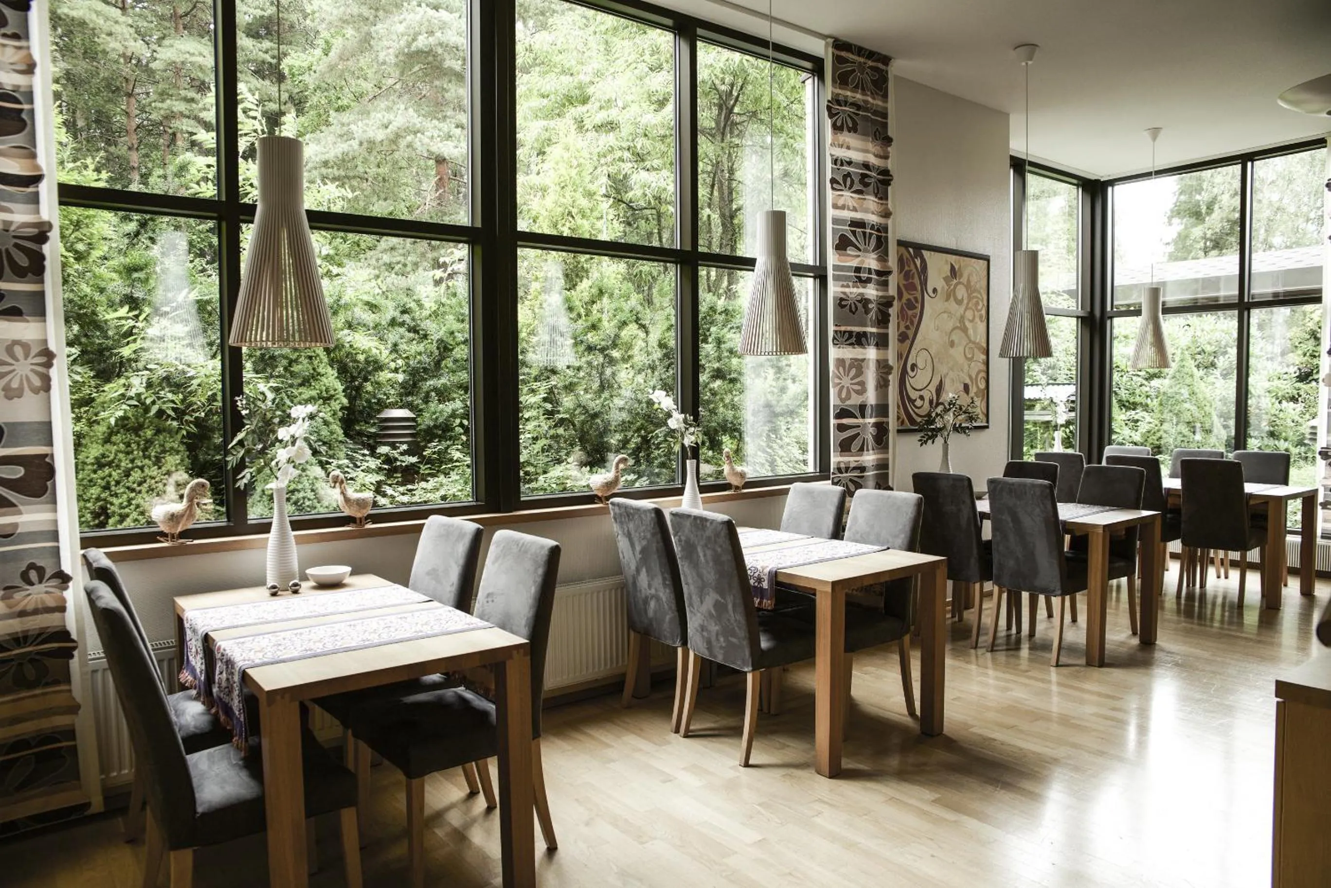 Restaurant/places to eat in Hotel Fjalar