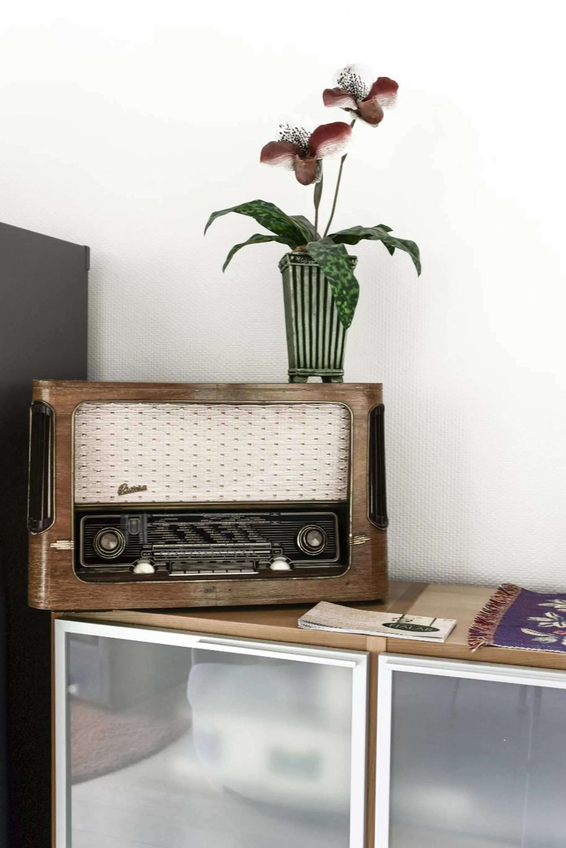 Decorative detail in Hotel Fjalar