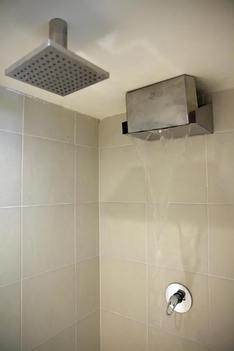 Shower in ViLLa JUNGLE 3 BEDROOMS