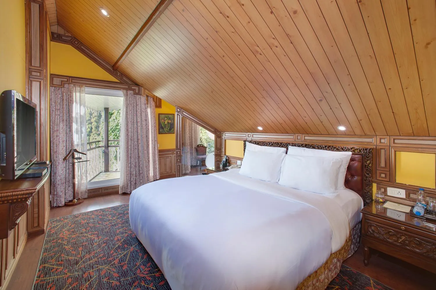 Bed in Mayfair Darjeeling